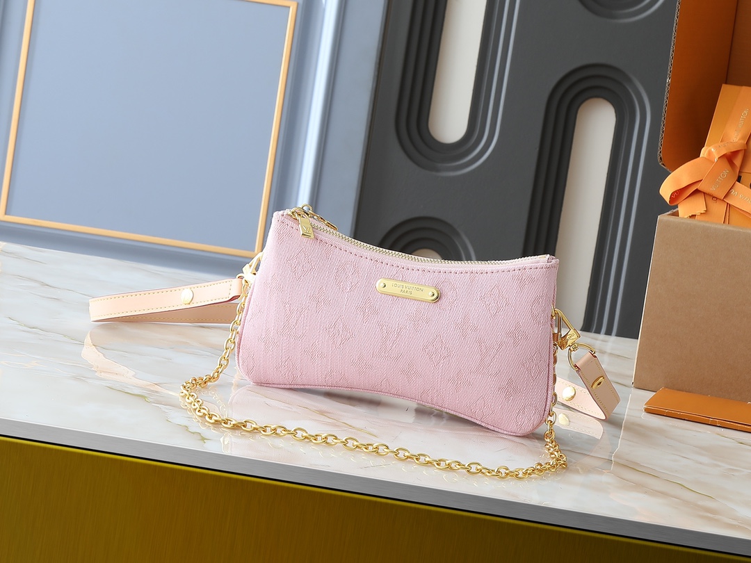 Luxury Designer bag Women's fashion bag New season ingenious ingenious eye-catching chain adjustable shoulder strap exquisite workmanship