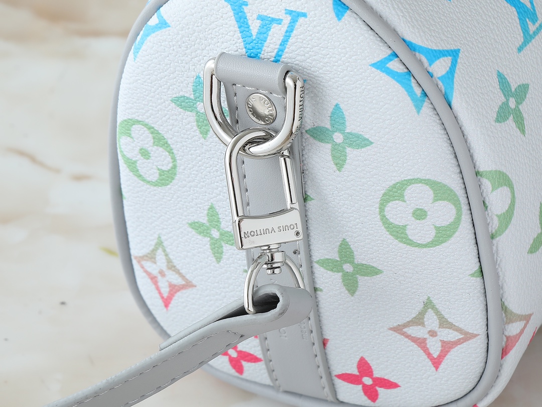 Luxury Designer Bag Women's Fashion Bag Gradient Rainbow White Handbag Concentrated leather handle detachable shoulder strap Trend style