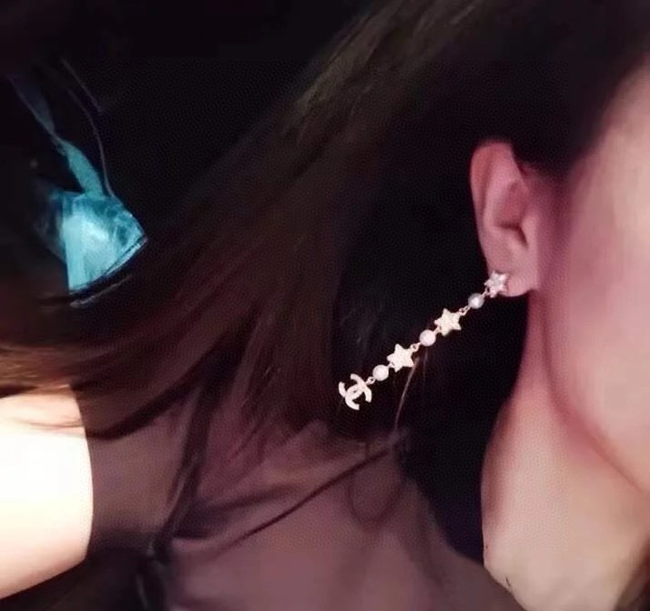 Luxury designer earrings new full of diamond five-pointed star long pearl noble generous simple exquisite original material sterling silver needle all fashion