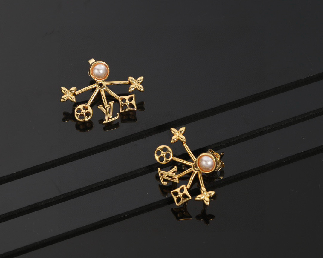 Luxury designer earrings exquisite workmanship polishing color brand style star with classic everything