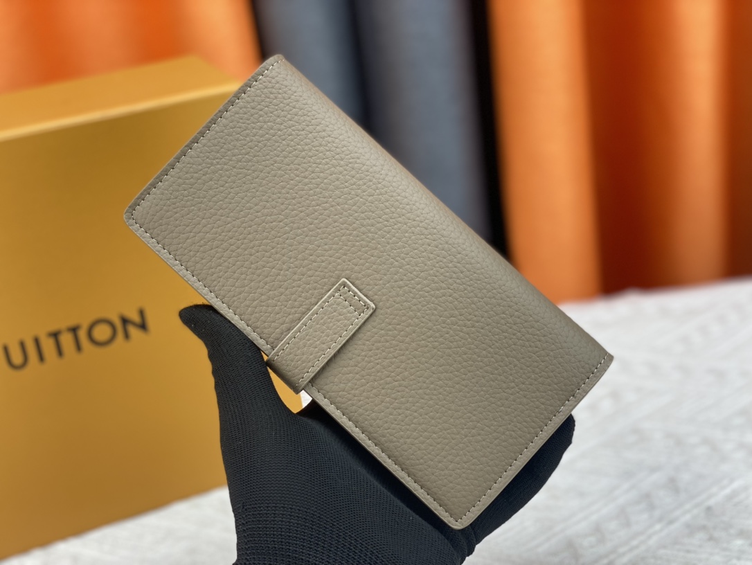 Luxury Designer Bag Women's Fashion Bag Money clip Soft grain leather for instant contrast Lining card sandwich zipper coin bag V-shaped sandwich for easy storage