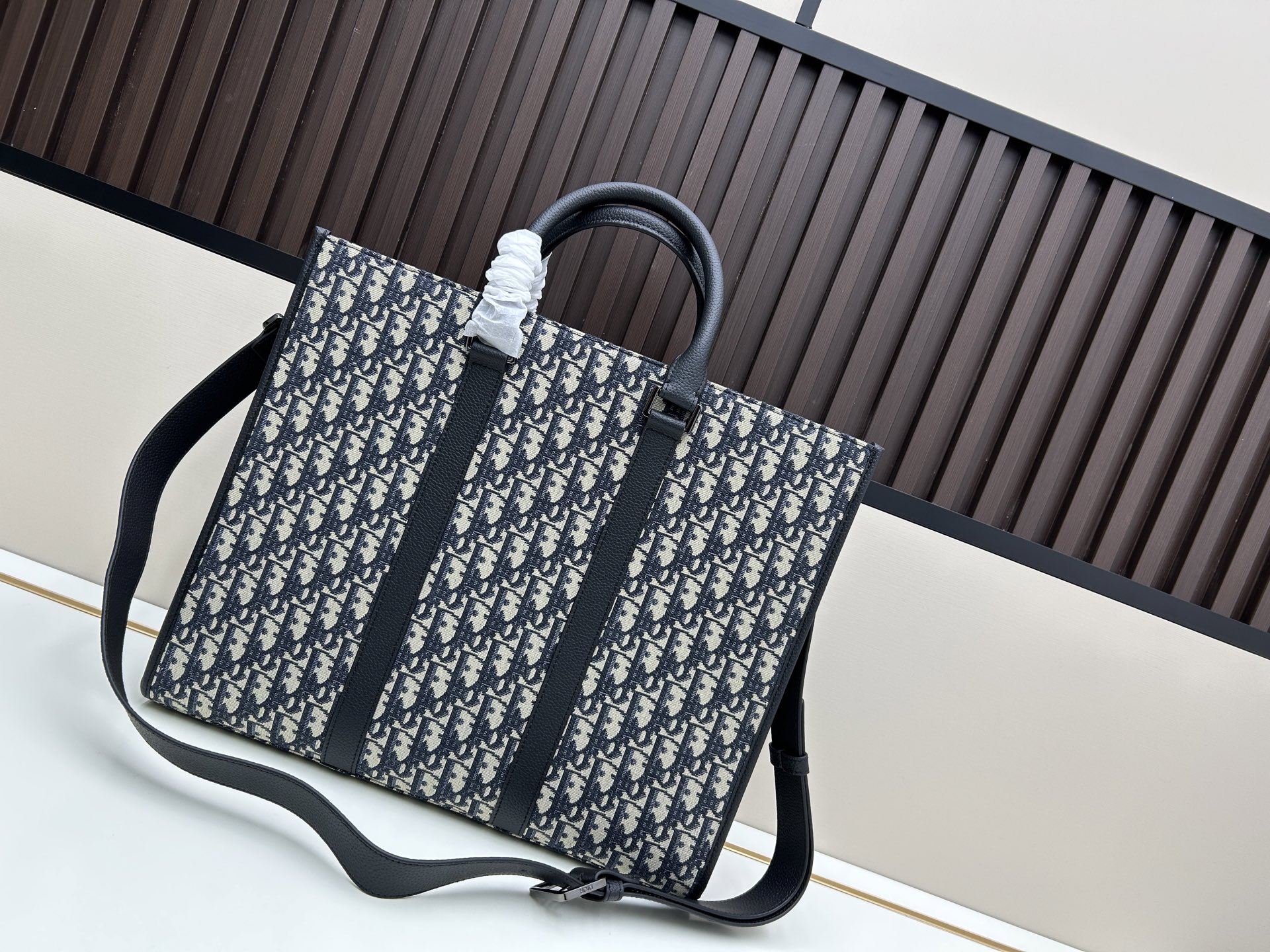 Luxury Designer Bag Women's Fashion Bag Black Dior printed cow leather spacious compartment top handle adjustable, detachable shoulder strap