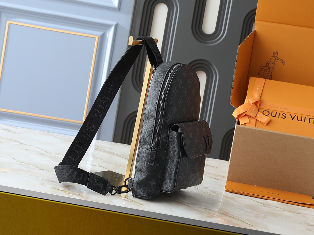 Luxury Designer Bag Women's Fashion Bag Pattern Black Shoulder Bag Rounded Lines Front clamshell magnetic buckle open and close adjustable shoulder strap