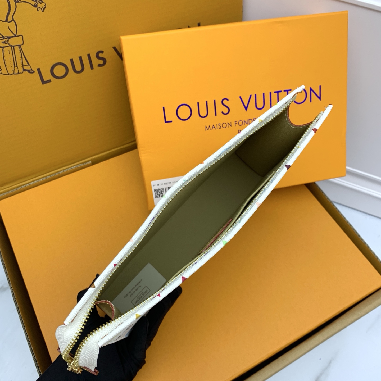 Luxury designer bag Women's fashion bag White canvas toilet bag has a card slot, lipstick bag lining with washable material easily put into the bag