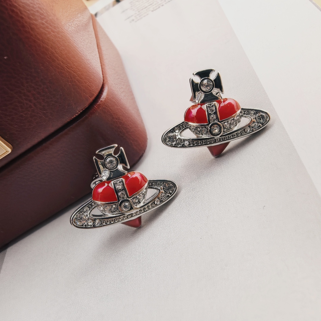 Luxury designer earrings elegant and generous seenwork design to modify the face shape youthful vitality fashion playful