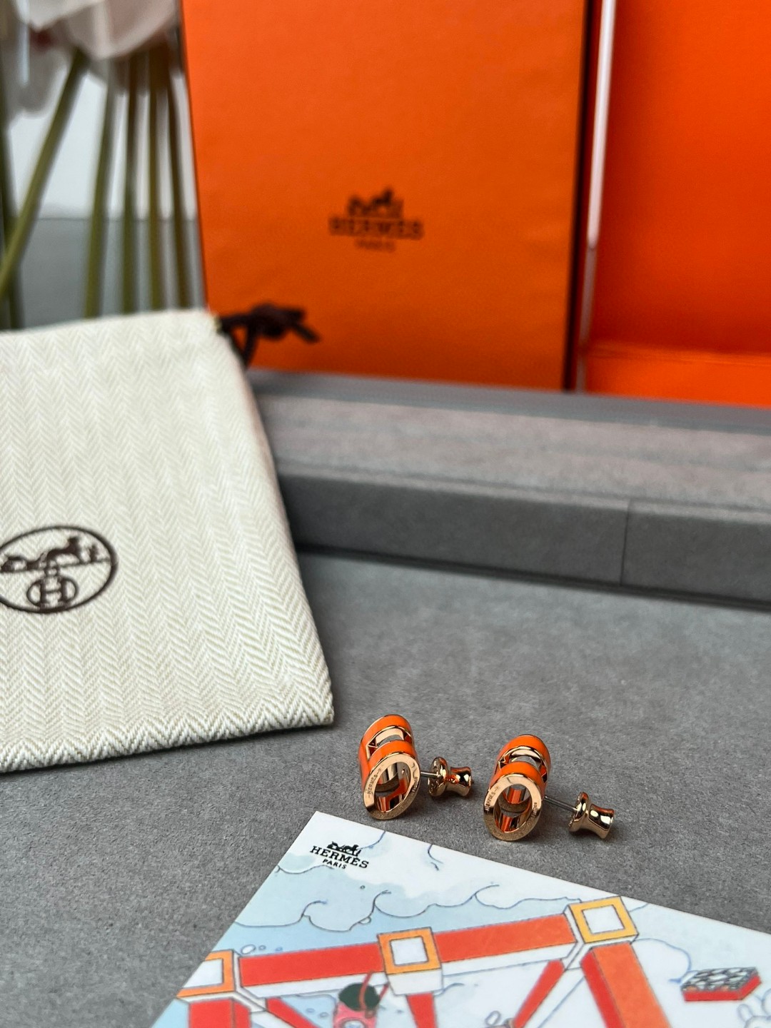 Luxury Designer Earrings Orange and Red Classic H Selected materials plated Thick gold Atmospheric Quality Sweet earrings and pendants for dual use