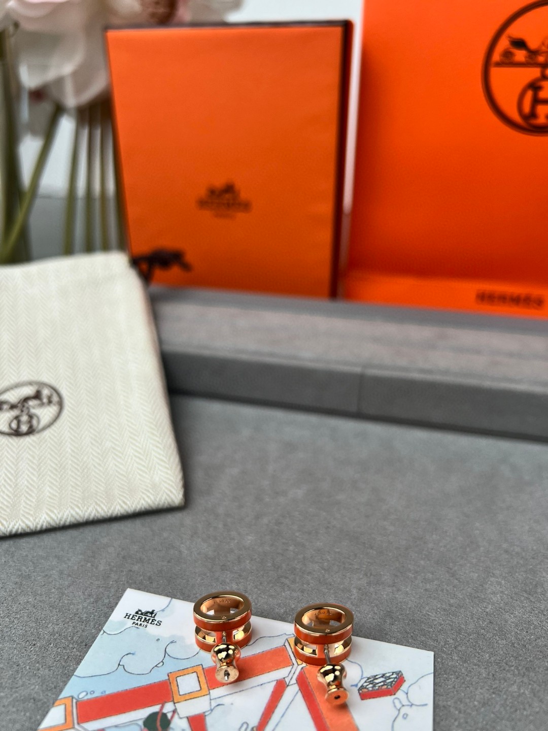 Luxury Designer Earrings Orange and Red Classic H Selected materials plated Thick gold Atmospheric Quality Sweet earrings and pendants for dual use