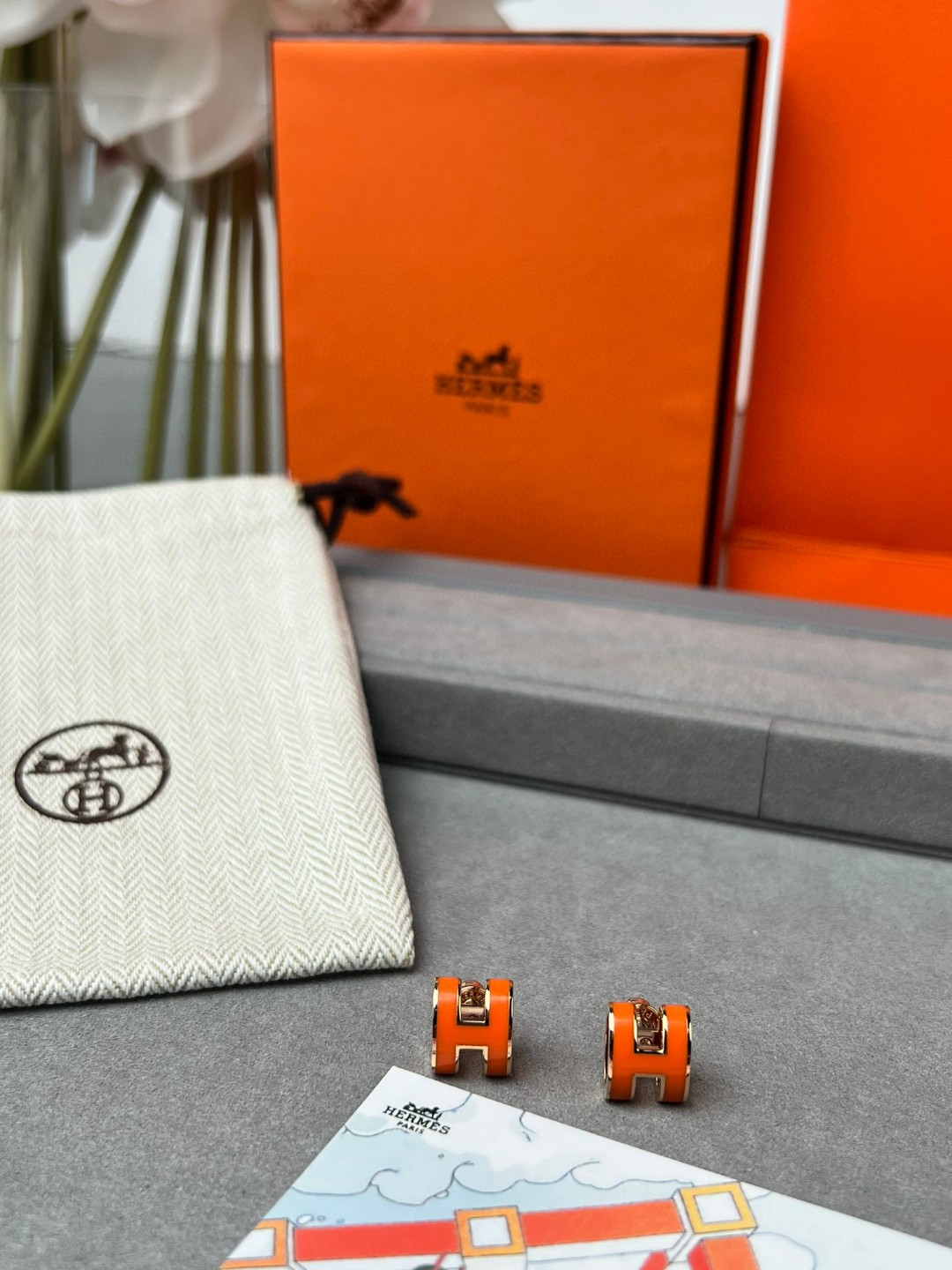 Luxury Designer Earrings Orange and Red Classic H Selected materials plated Thick gold Atmospheric Quality Sweet earrings and pendants for dual use