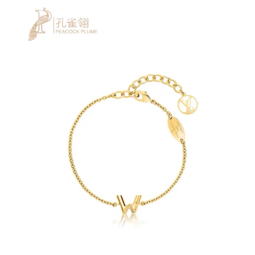 Luxury designer bracelet Letter high-end thick gold plating elegant intellectual atmosphere all matching style high quality