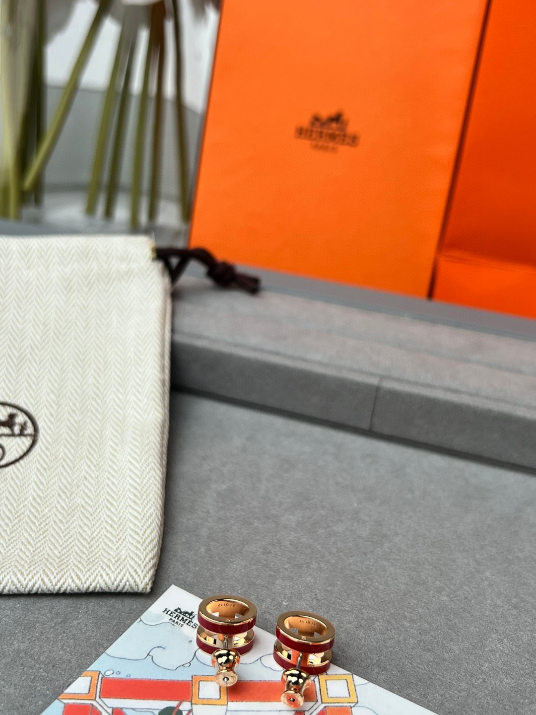 Luxury Designer Earrings Orange and Red Classic H Selected materials plated Thick gold Atmospheric Quality Sweet earrings and pendants for dual use