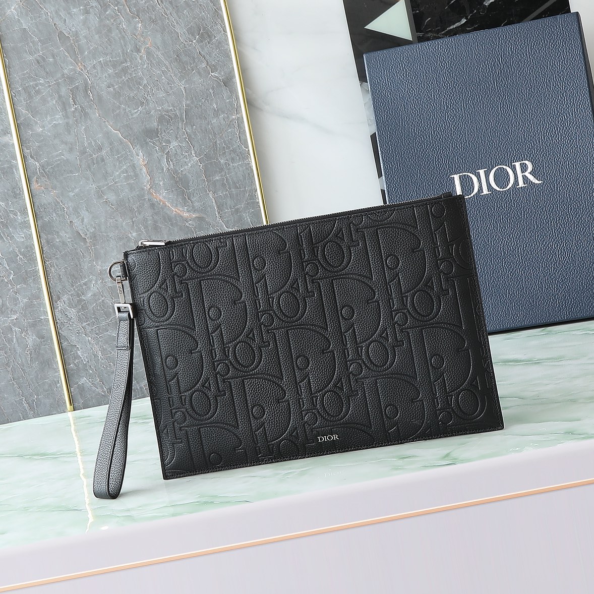 Luxury Designer Bag Fashion Bag Black A4 Clutch bag Cow leather embossing process zipper layer detachable wrist strap can be carried or placed in a handbag