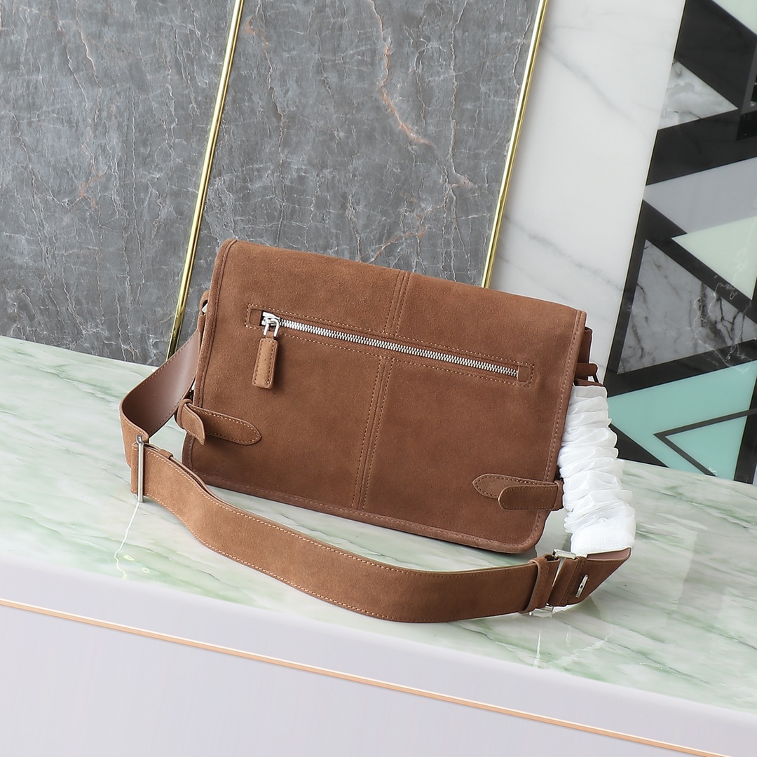 Luxury designer bag Women's Fashion Bag New shoulder bag Suede leather Triangle logo Adjustable leather shoulder strap length 80 cm -120 cm vertical length 30 cm -52 cm