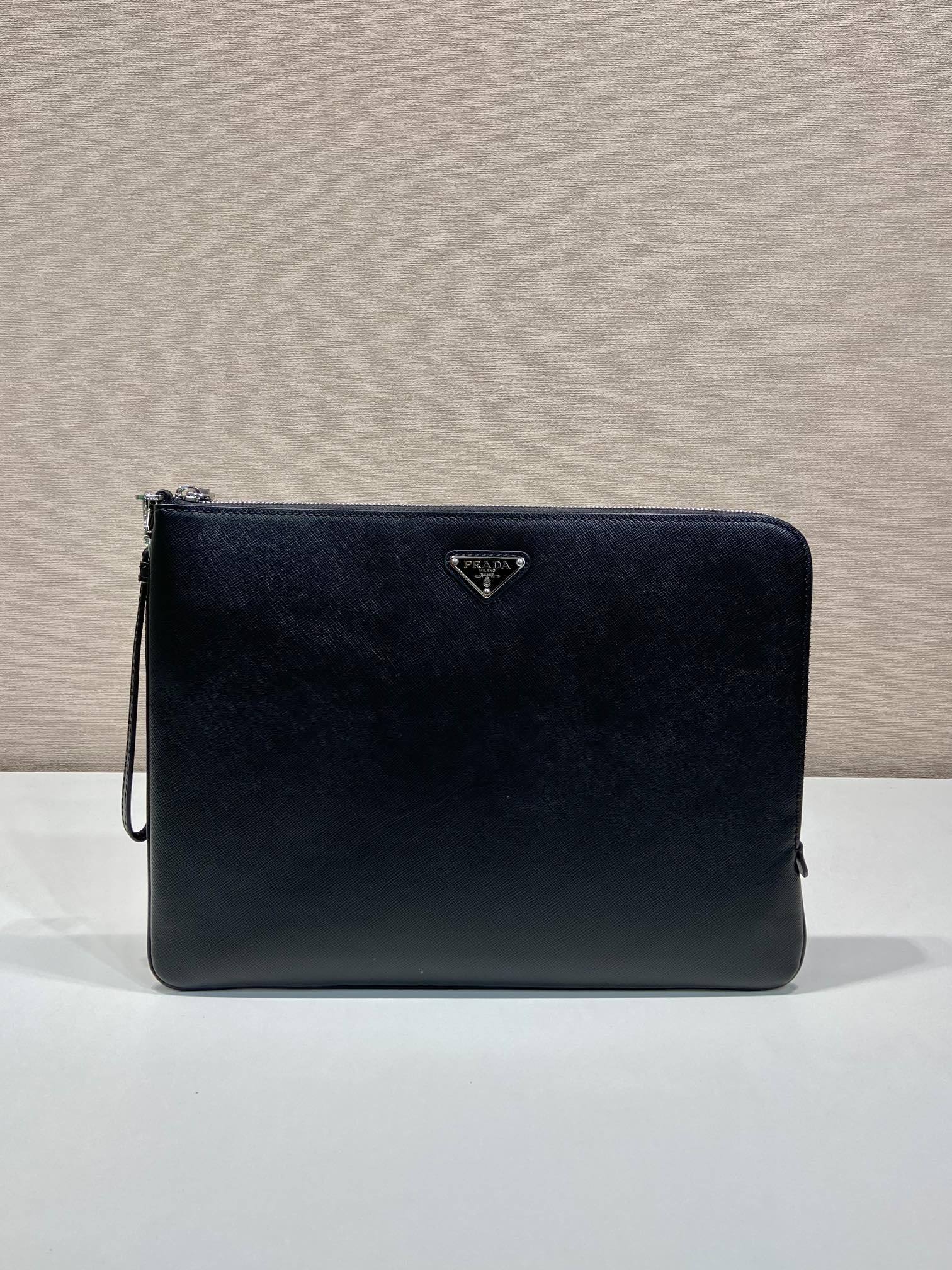 Luxury brand bag Men's fashion bag New handbag into the cross grain cowhide detachable strap pull Lian 7 word pull simple atmosphere super thin lightweight and practical