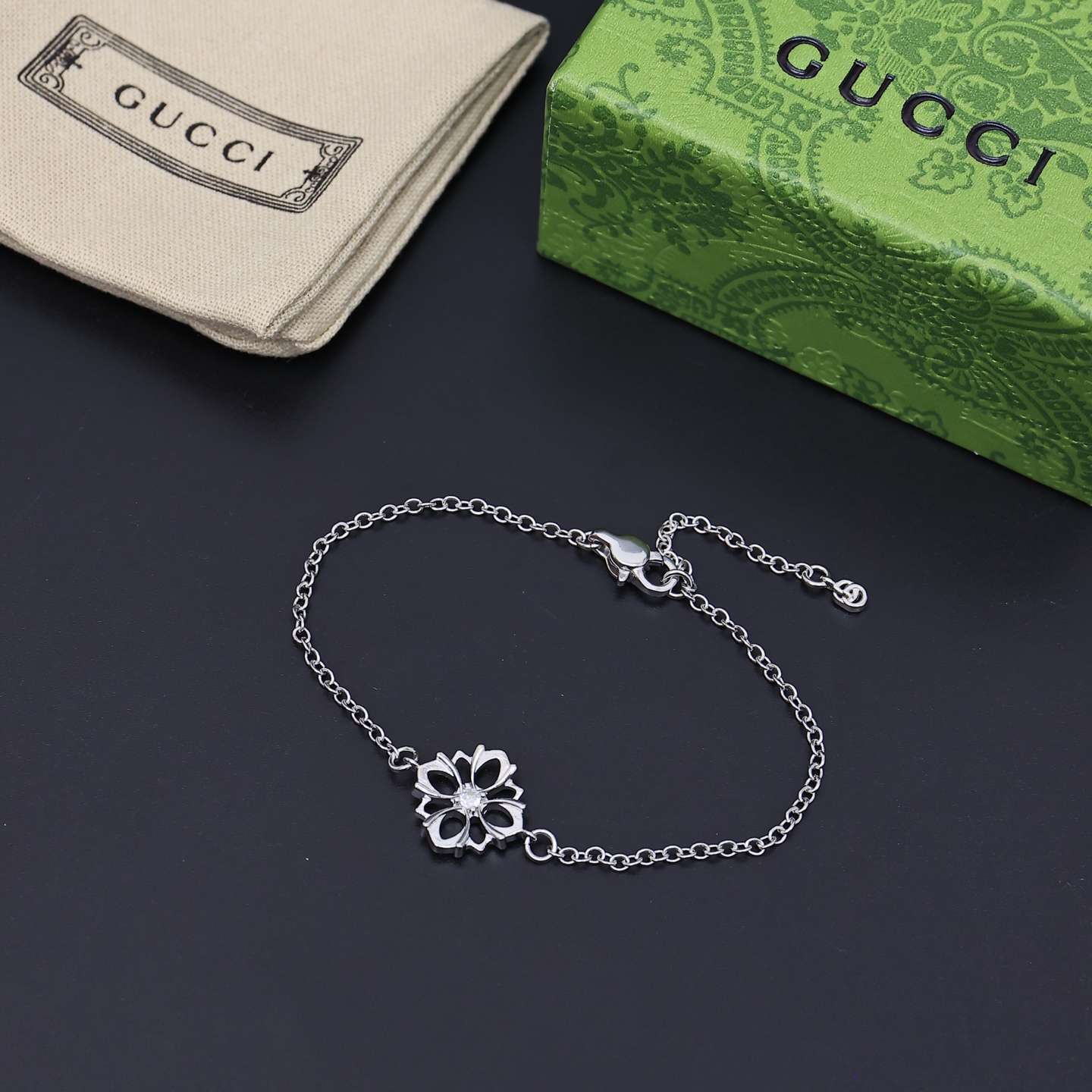 Luxury designer bracelet new counter authentic 18K gold flower rose gold three-dimensional hollow