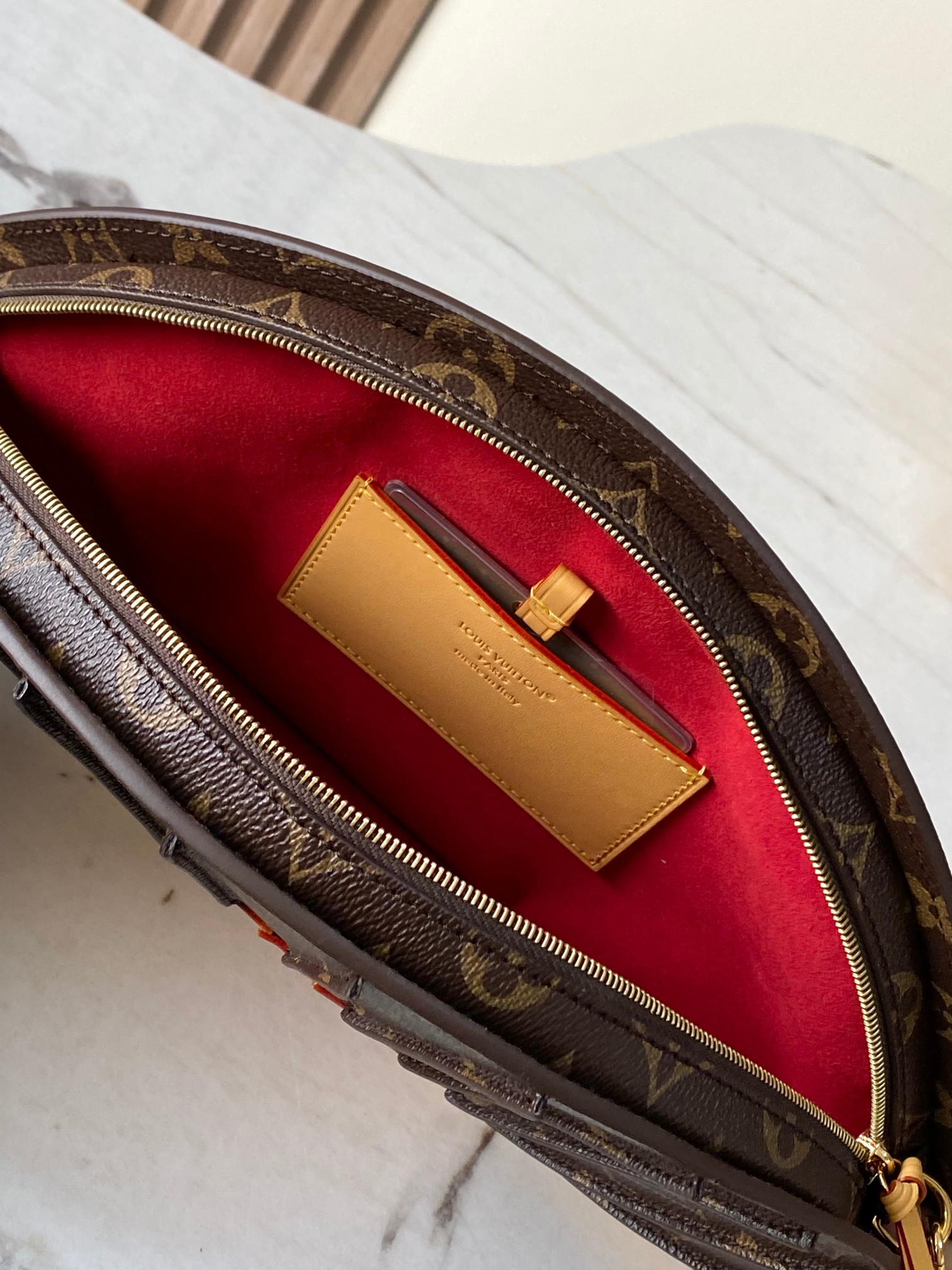 Luxury designer women's fashion handbag presbyopia A grade all steel hardware imported original fabric is easy to carry