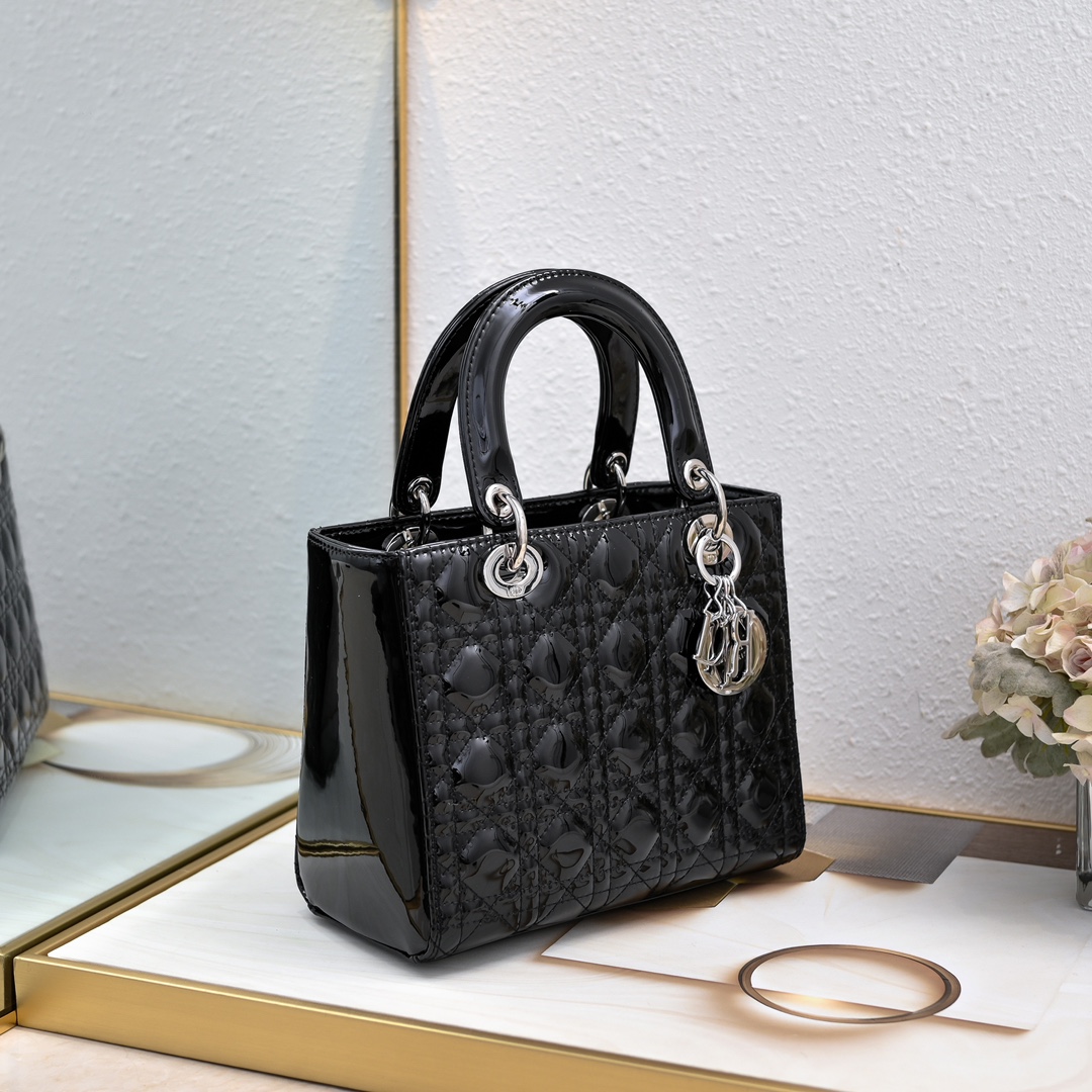 Luxury Designer Bag Women's Fashion Bag black Five patent leather shoulder handbag Classic single shoulder crossbody British Royal Diana bag, detachable leather strap feel soft ultra-delicate fashion simple design