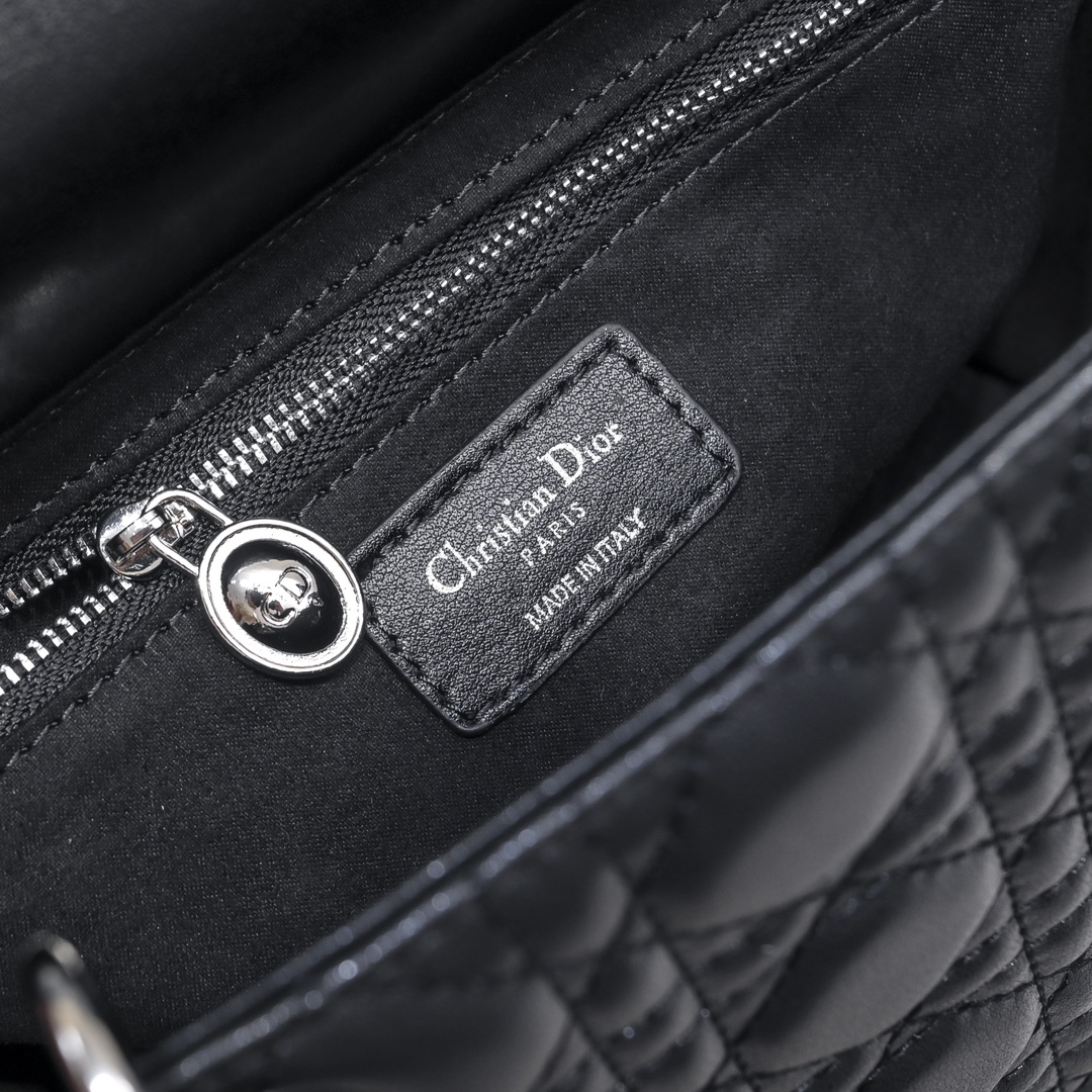 Luxury Designer Bag Women's Fashion bag Five check sheepskin shoulder bag Classic single shoulder crossbody detachable leather strap feel soft ultra-delicate fashion simple design