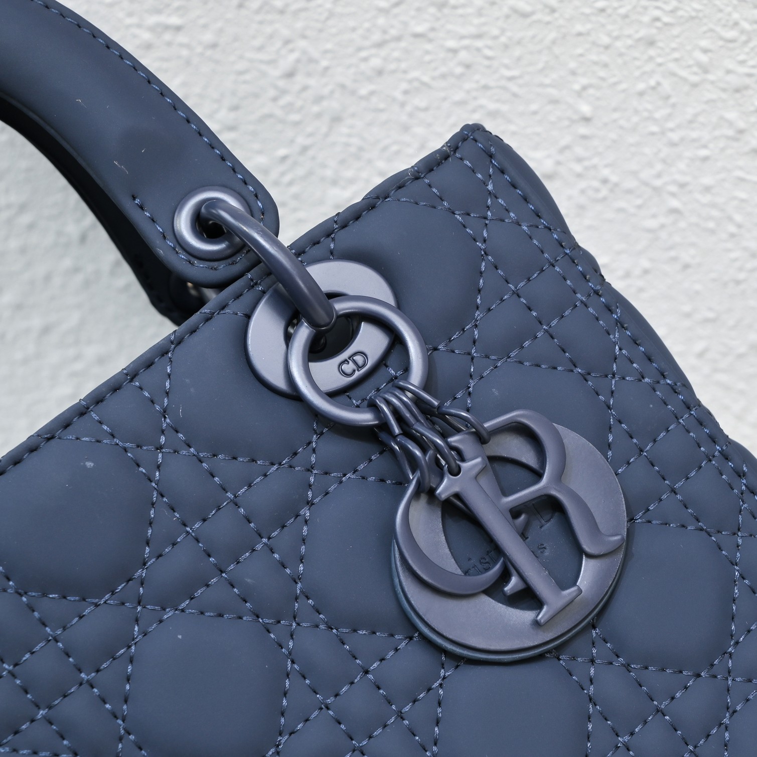 Luxury Designer Bag Women's Fashion Bag Lady Diana Bag Blue five-compartment frosted hardware chain portable calfskin leather is versatile and magnificent