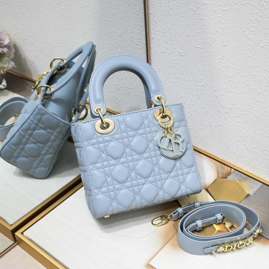 Luxury Designer bag Women's fashion bag Blue four check sheepskin enamel buckle rattan check top line elegant classic