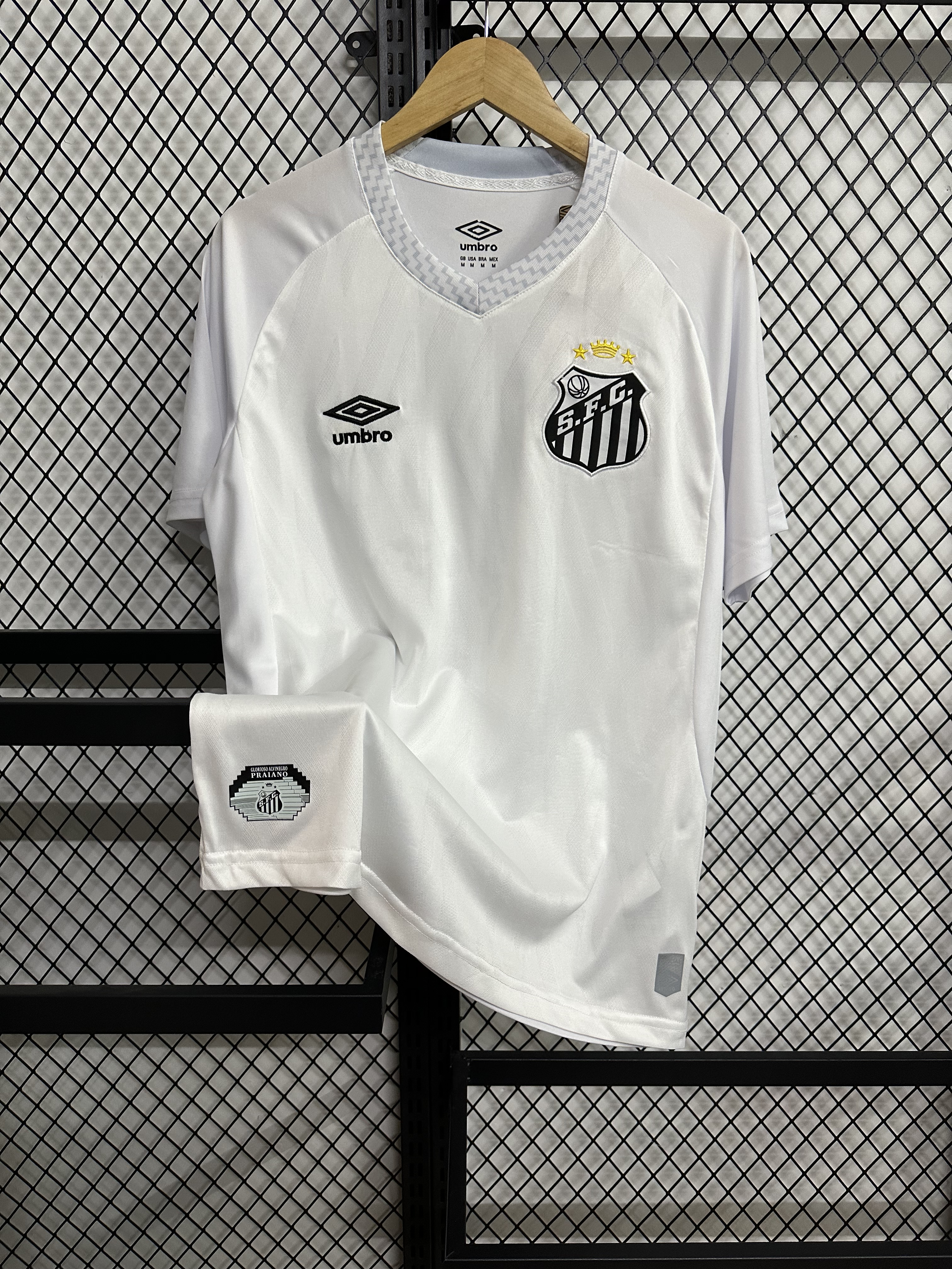 25-26 Santos Home Jersey  1:1 Thai Quality Football Shirt