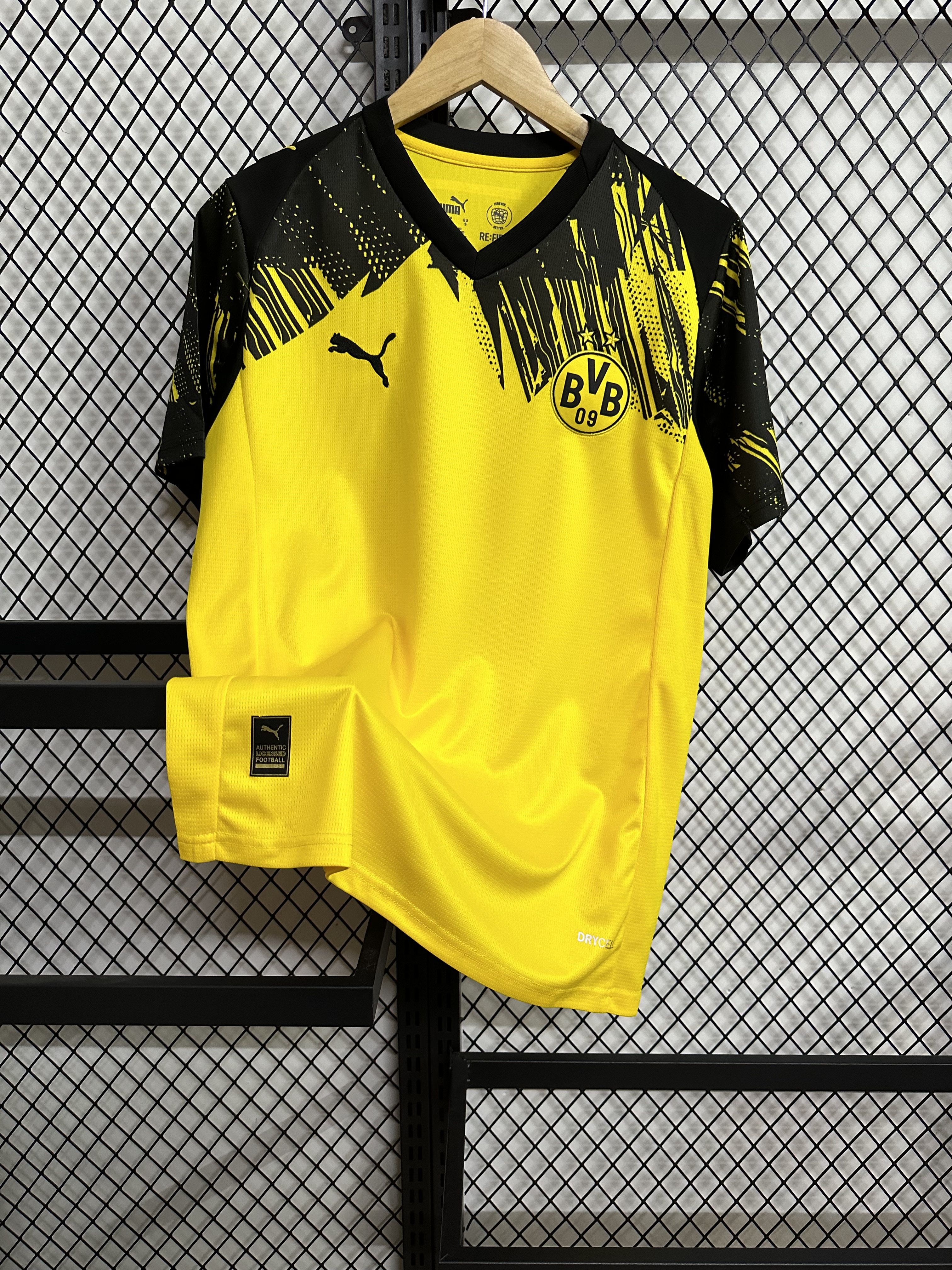 25-26 Dortmund Home Jersey  1:1 Thai Quality Football Shirt