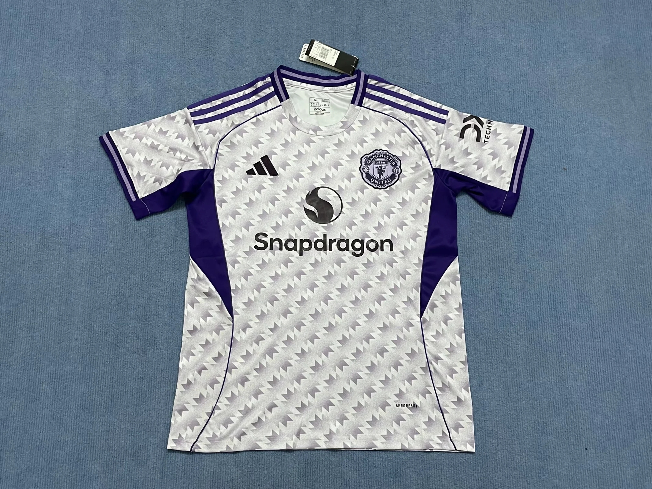 25-26 Manchester United Away jeysey 1:1 Thai Quality Football Shirt