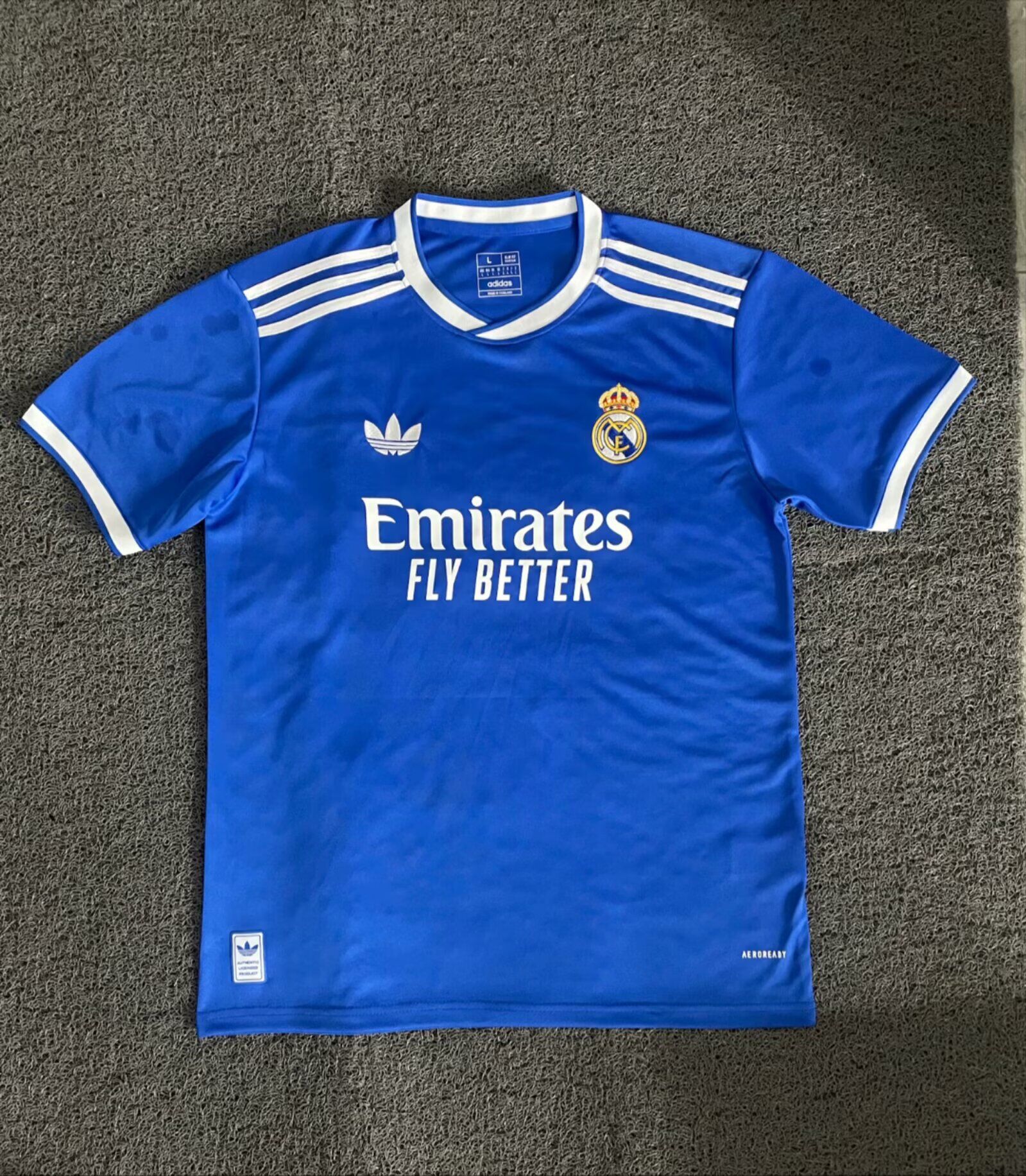 25-26 Real Madrid Third Away Jersey  1:1 Thai Quality Football Shirt