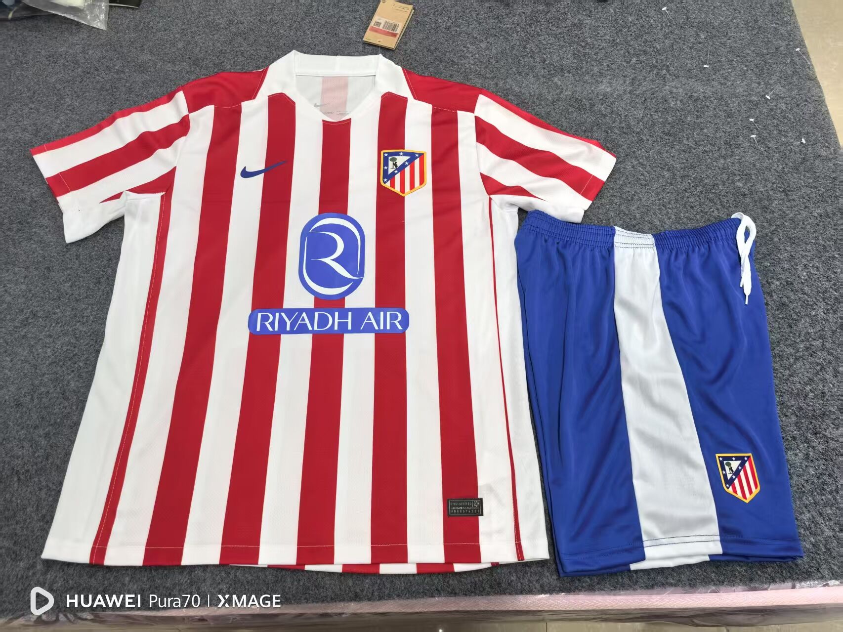 25-26 Atlético Madrid Home Suit  1:1 Thai Quality Football Kit