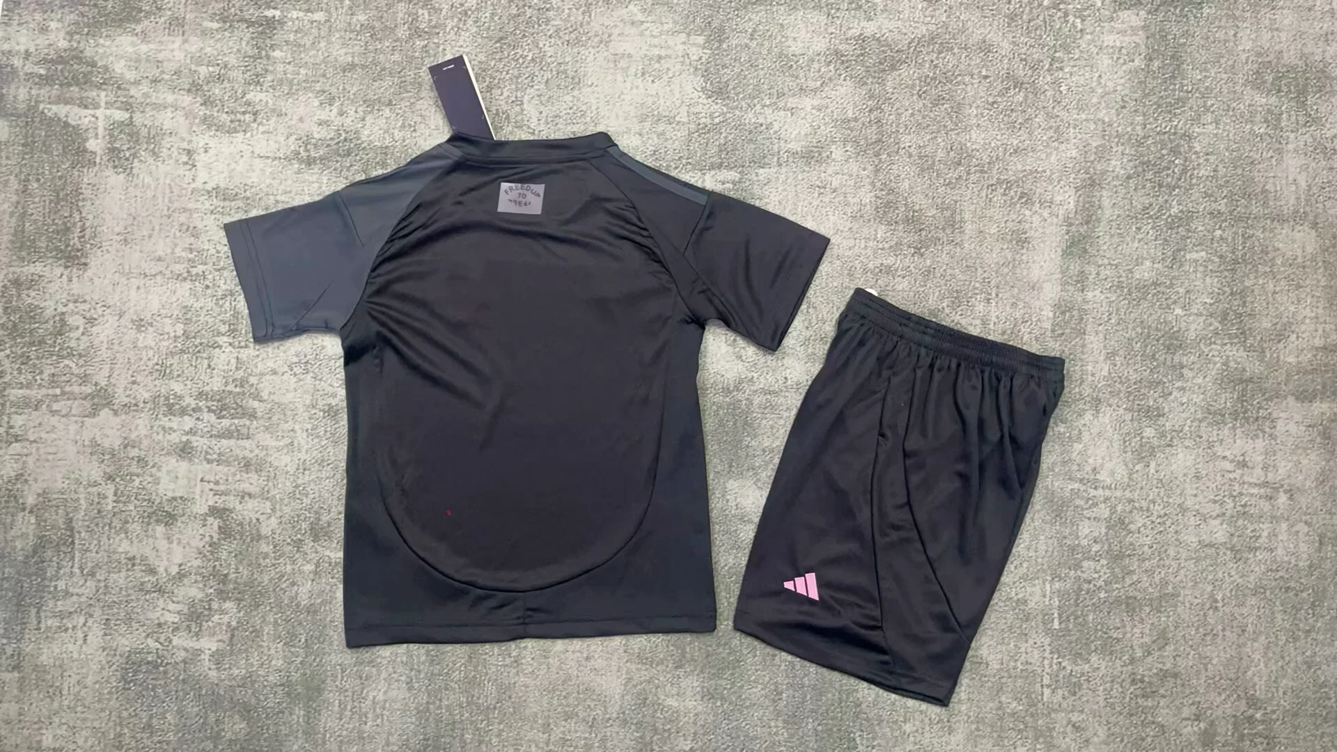 25-26 Inter Miami Away Suit  1:1 Thai Quality Football Kit and Socks