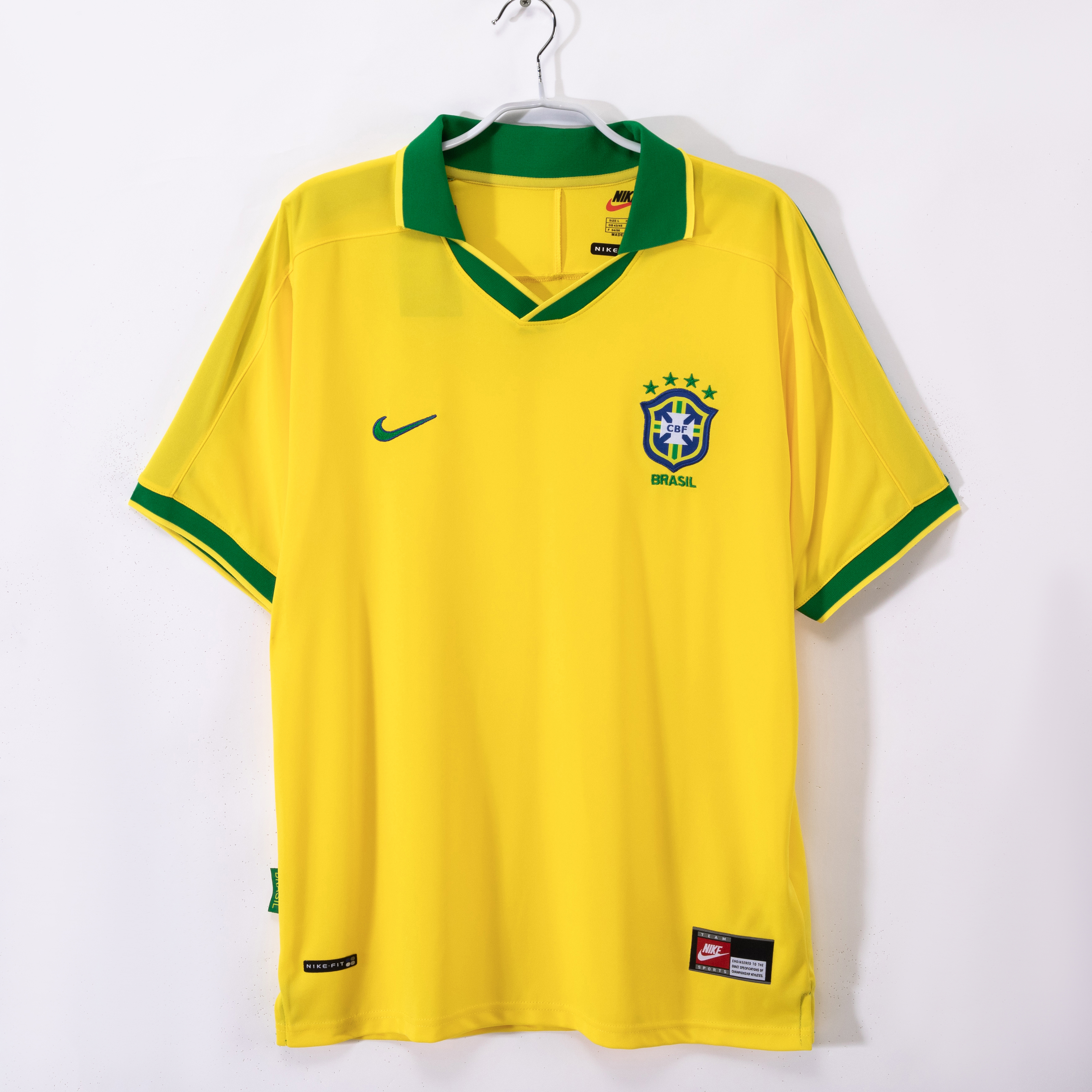 retro Brazil 1970/1978/1984/1988/1991/1993/1998/2004 Classic Football shirt