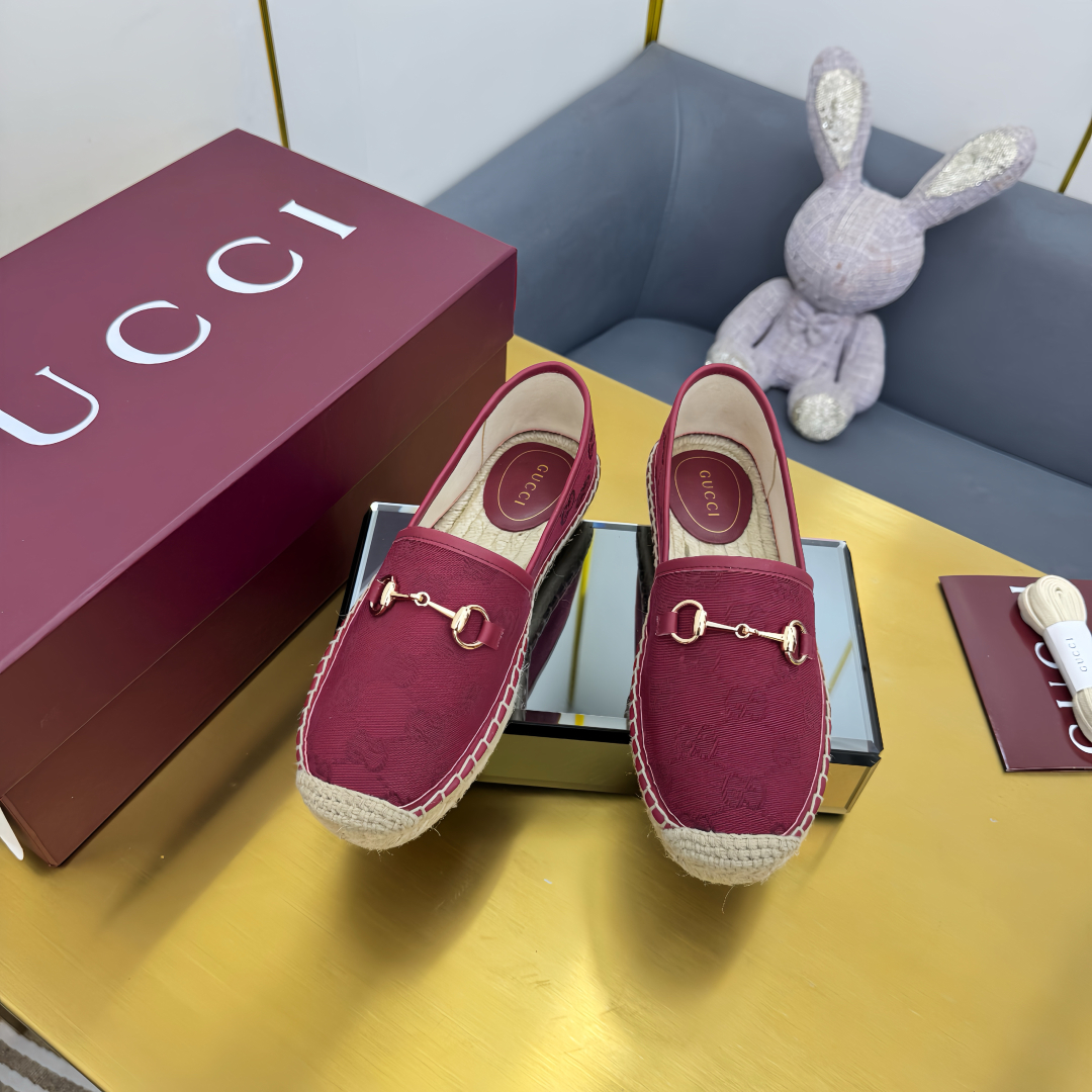 Women designer Canvas shoes New type of horse link buckle Straw woven hemp rope base Fisherman's shoes Imported embroidery Rubber sole Original customization