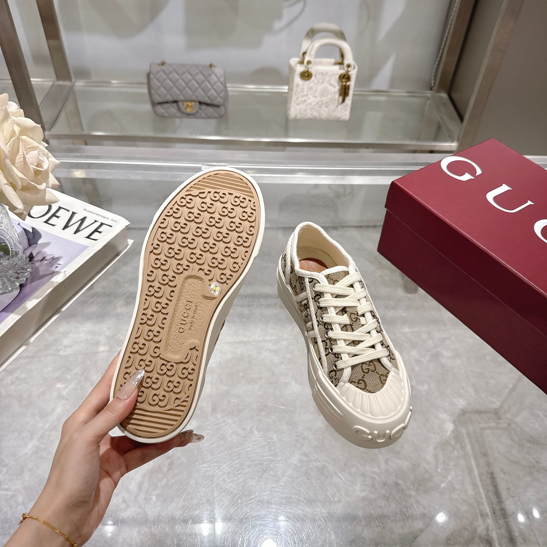 Women designer Canvas shoes Lactation Casual shoes Thick-base printing Rubber sole Bright and comfortable Original 1:1