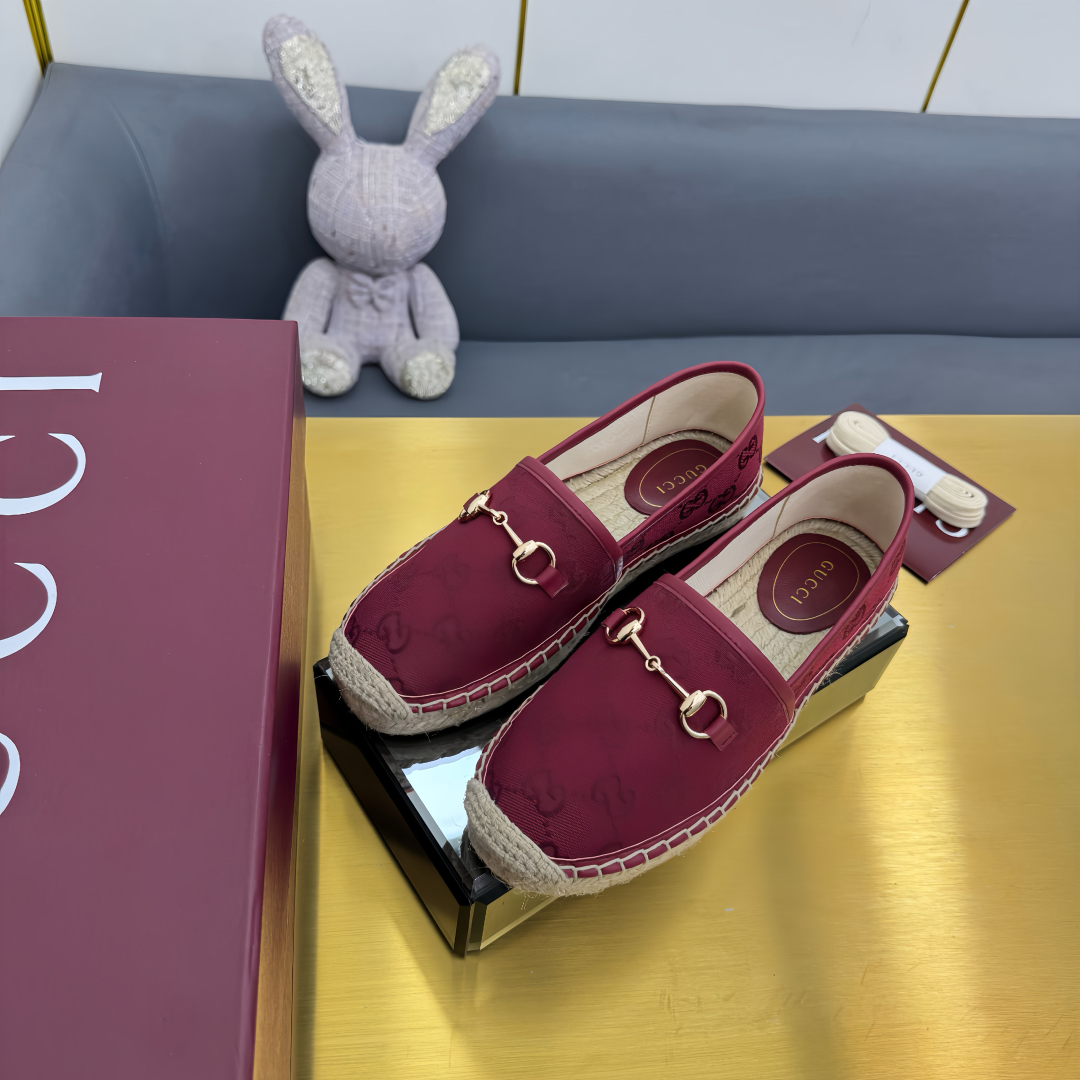 Women designer Canvas shoes New type of horse link buckle Straw woven hemp rope base Fisherman's shoes Imported embroidery Rubber sole Original customization