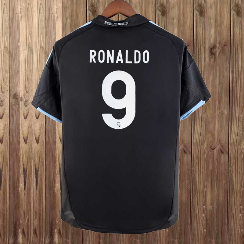 Retro 2009-2010 Real Madrid Away