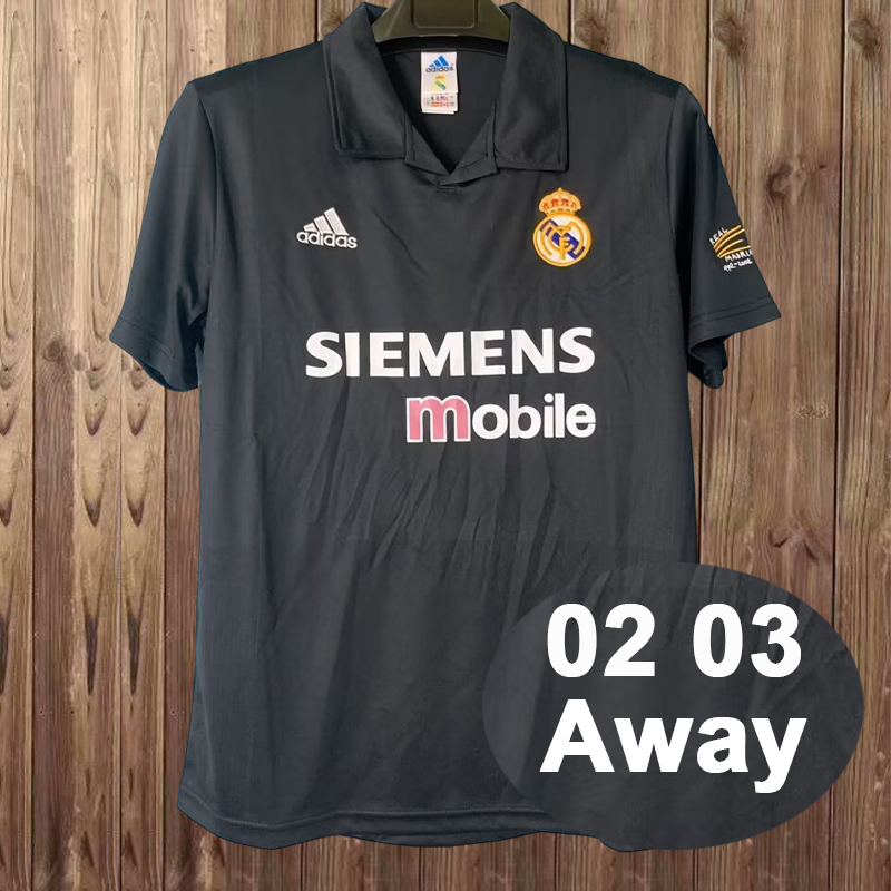 Retro 2002-2003 Real Madrid Away League version