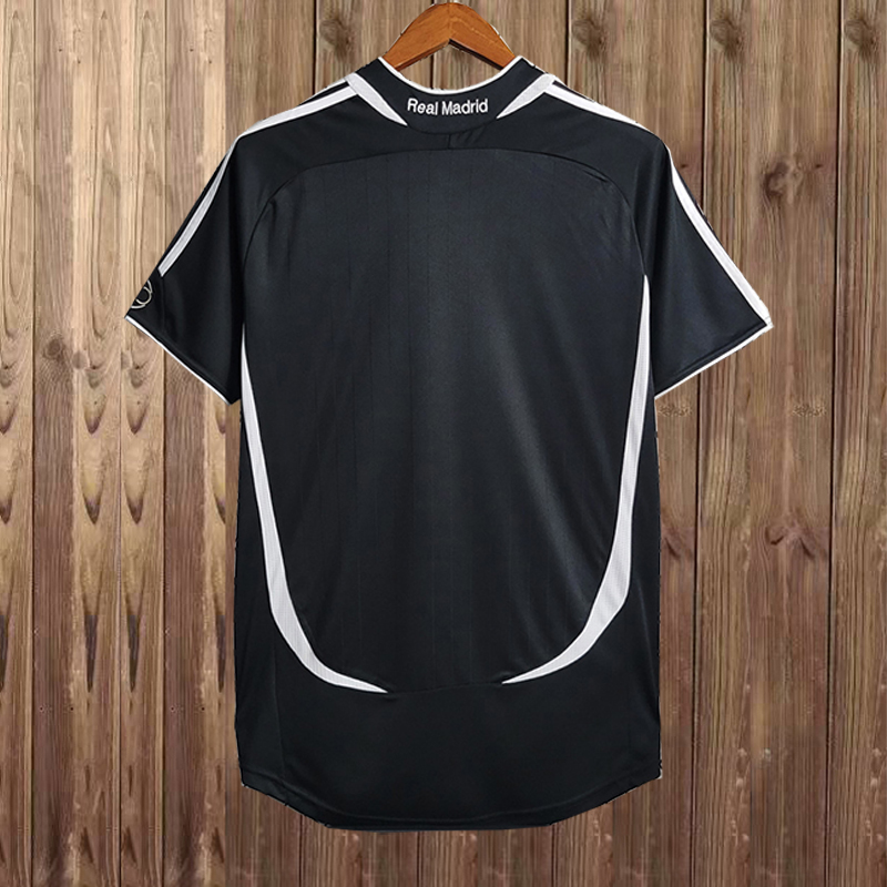 Retro 2006-2007 Real Madrid Away