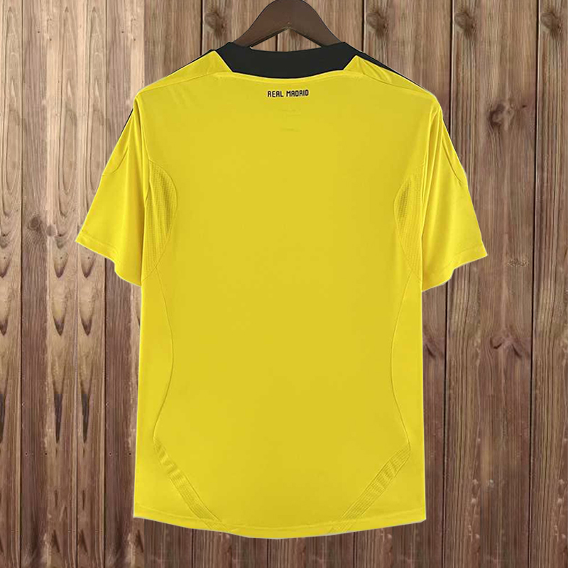 Retro 2011-2012 Real Madrid gk