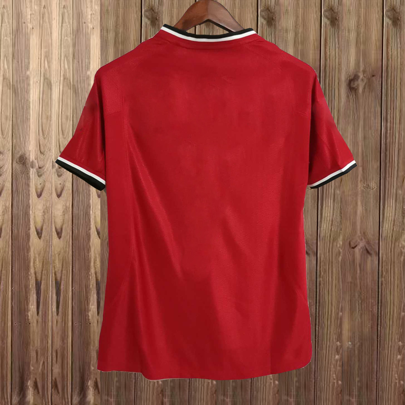 Retro 2000-2002 MANU Home