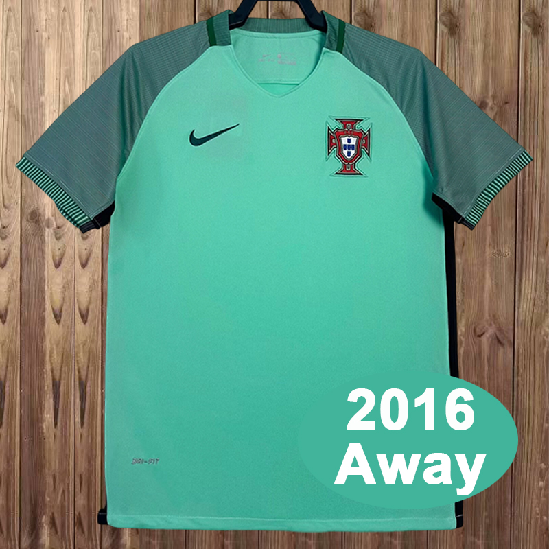 Retro 2016 Portugal Away