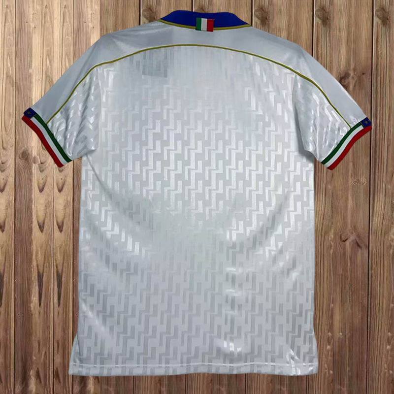 Retro 1995 Italy away