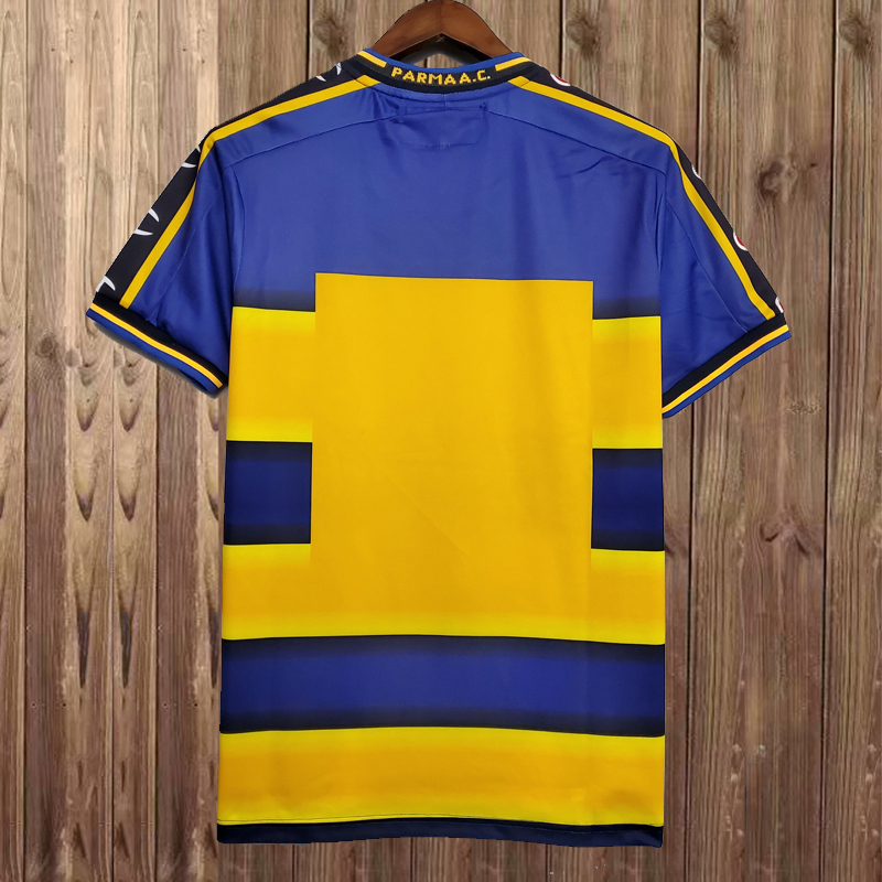 Retro 2001-2002 Parma Calcio Home