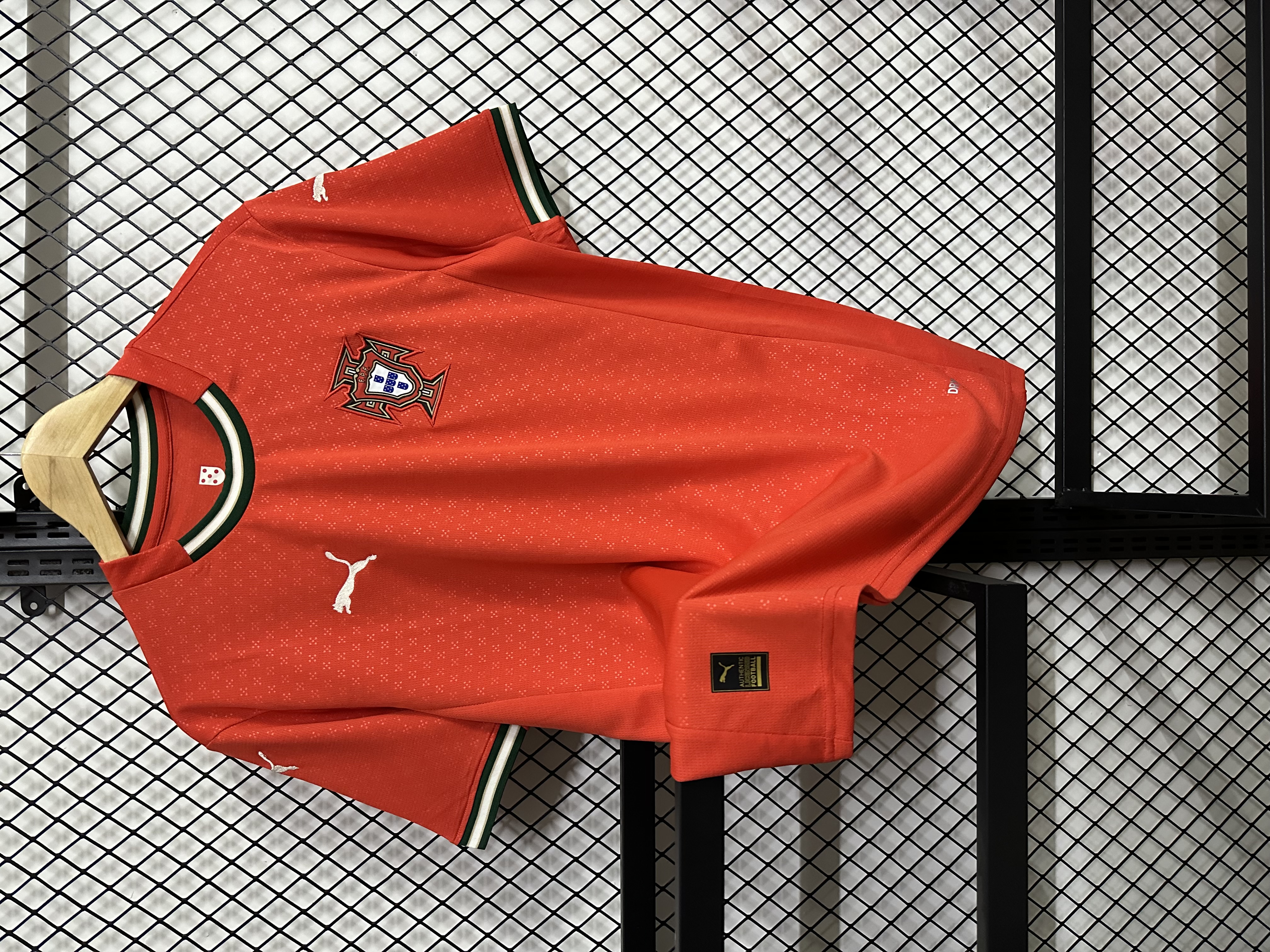 25-26 Portugal home jersey 1:1 Thai Quality Football shirt