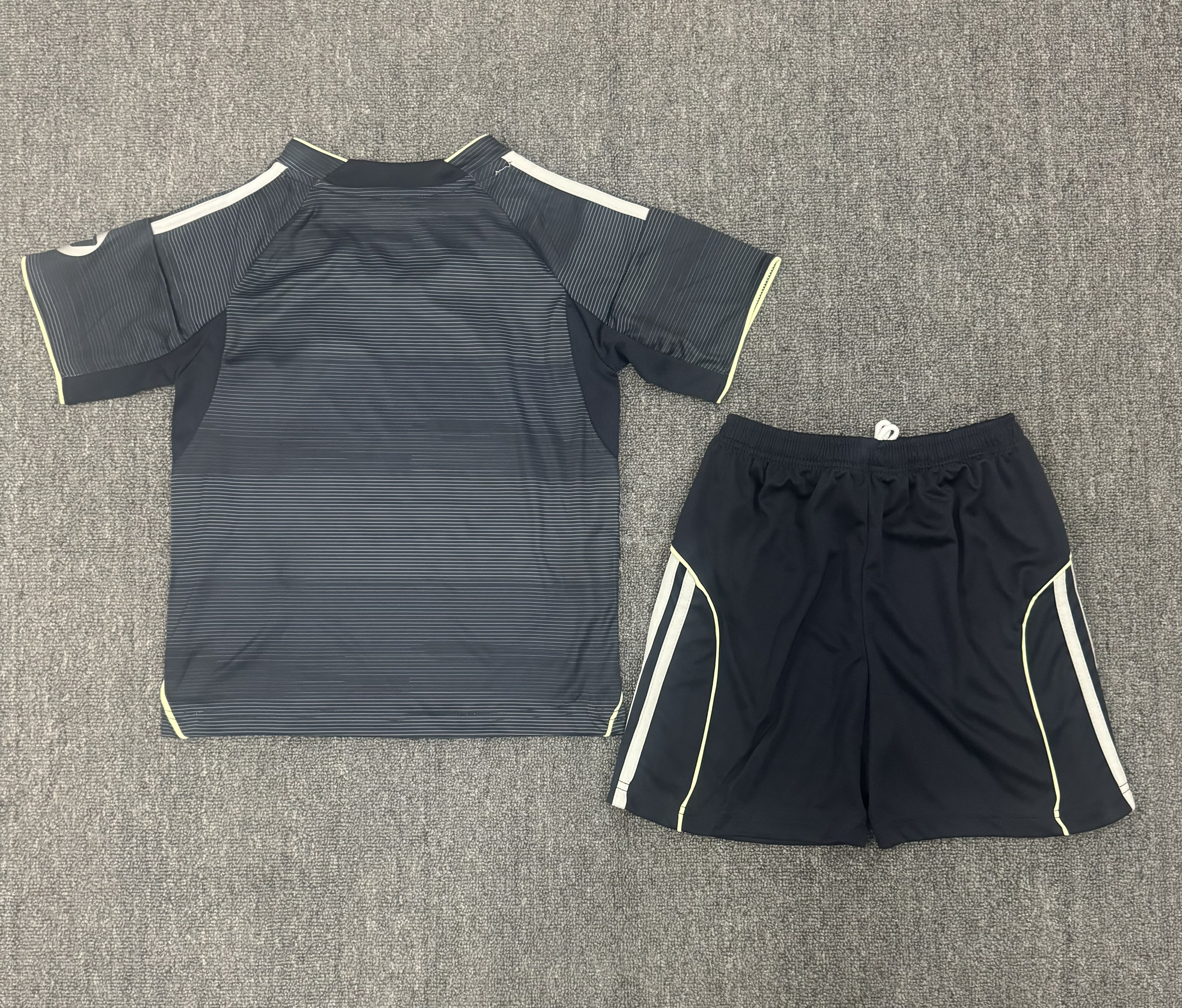 25-26 R MAD away Kids Suit 1:1 Thai Quality Football Kit