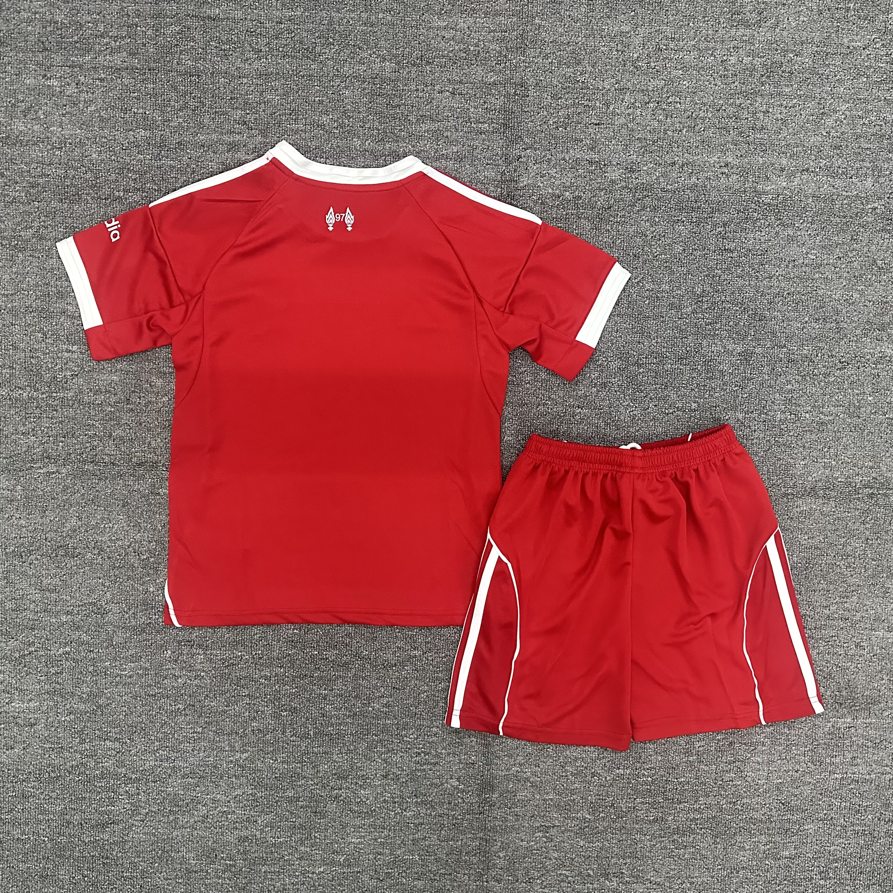 25-26 Liverpool home Kids Suit  1:1 Thai Quality Football Kit