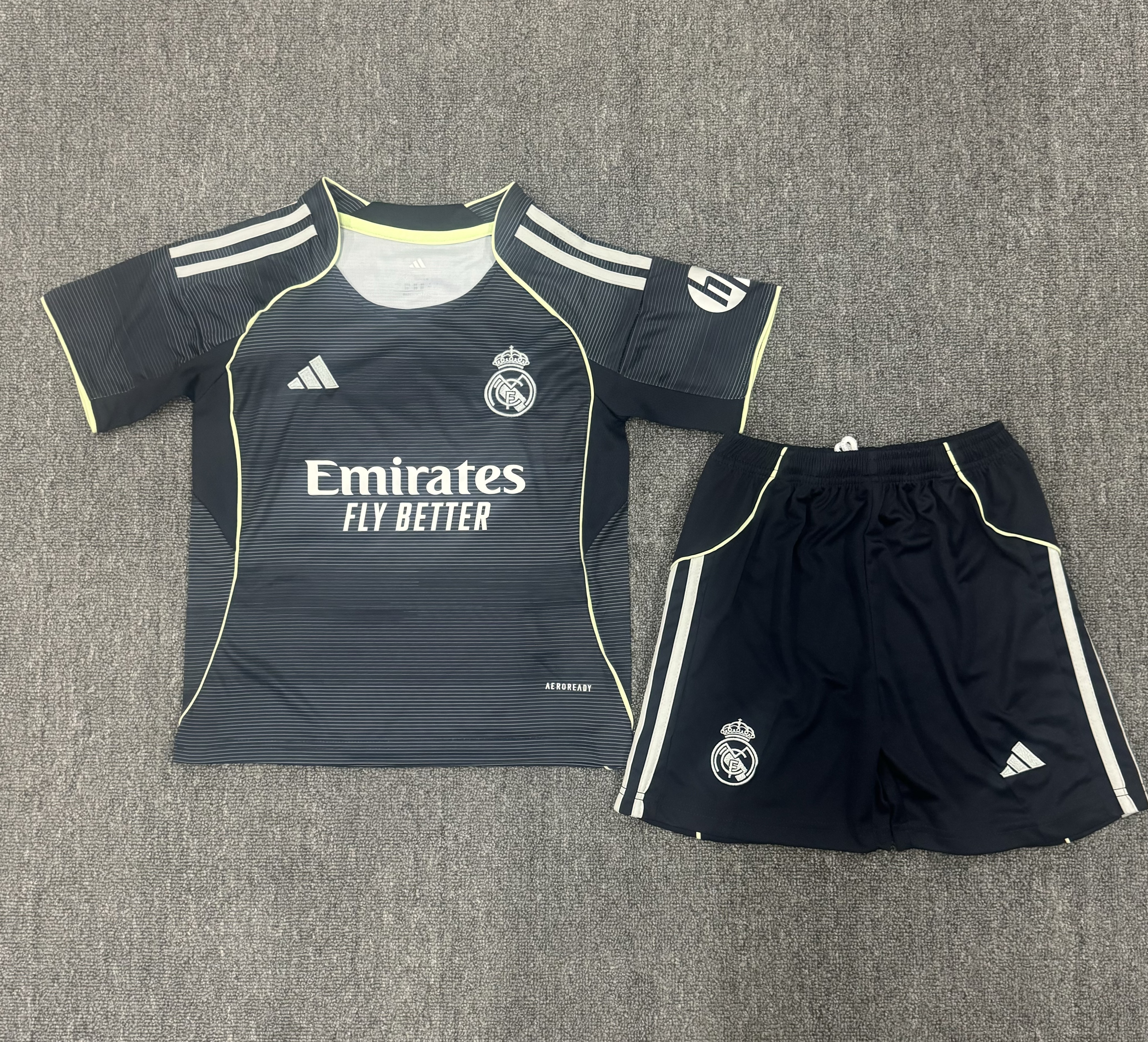 25-26 R MAD away Kids Suit 1:1 Thai Quality Football Kit