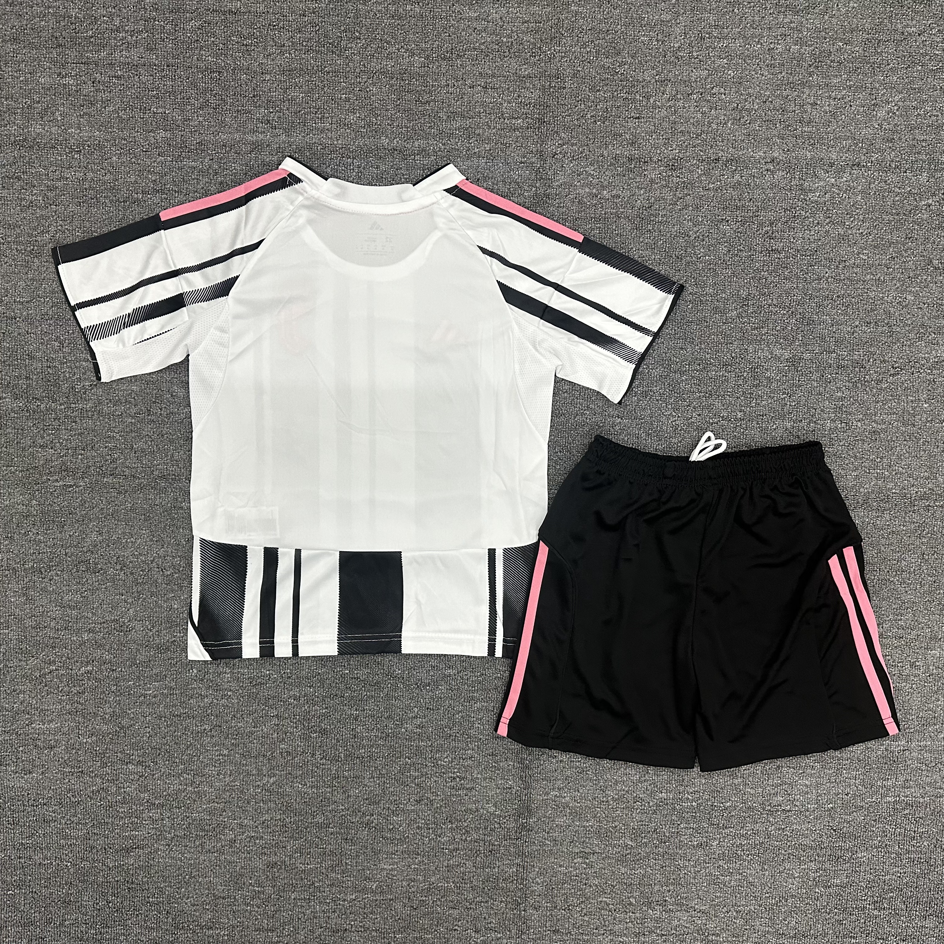 25-26 JUV home Kids Suit 1:1 Thai Quality Football Kit