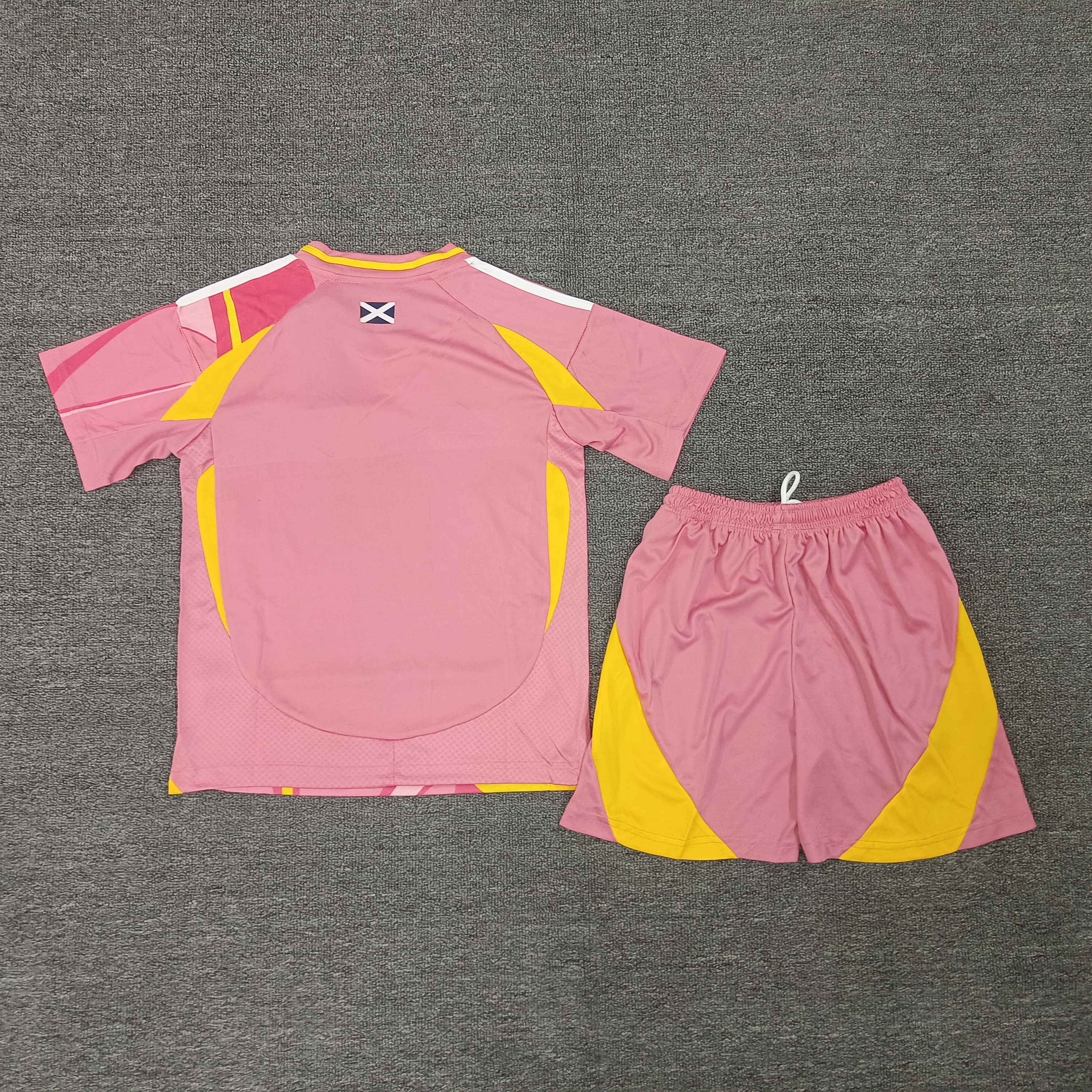 25-26 Scotland away pink Kids Suit  1:1 Thai Quality Football Kit