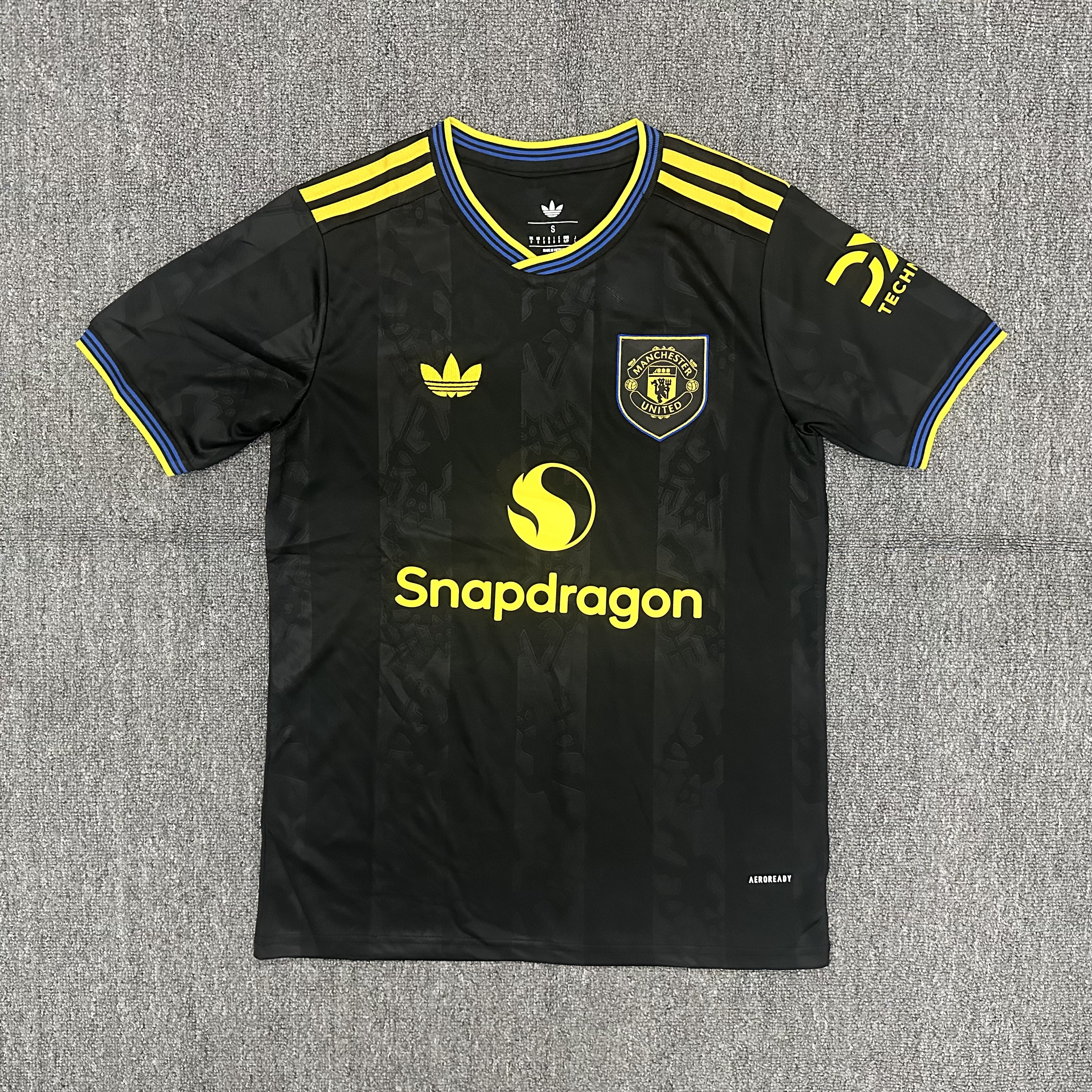 25-26 MNU 3rd jersey 1:1 Thai Quality Football shirt
