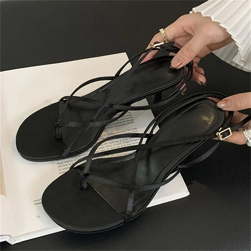 Eilyken Clip Toe Buckle Sandals - Thin Low Heels Casual