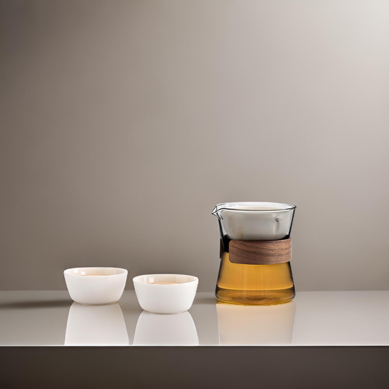 Summer SALE“Vortex” - Heat-Resistant Glass Teapot with Rotating Strainer